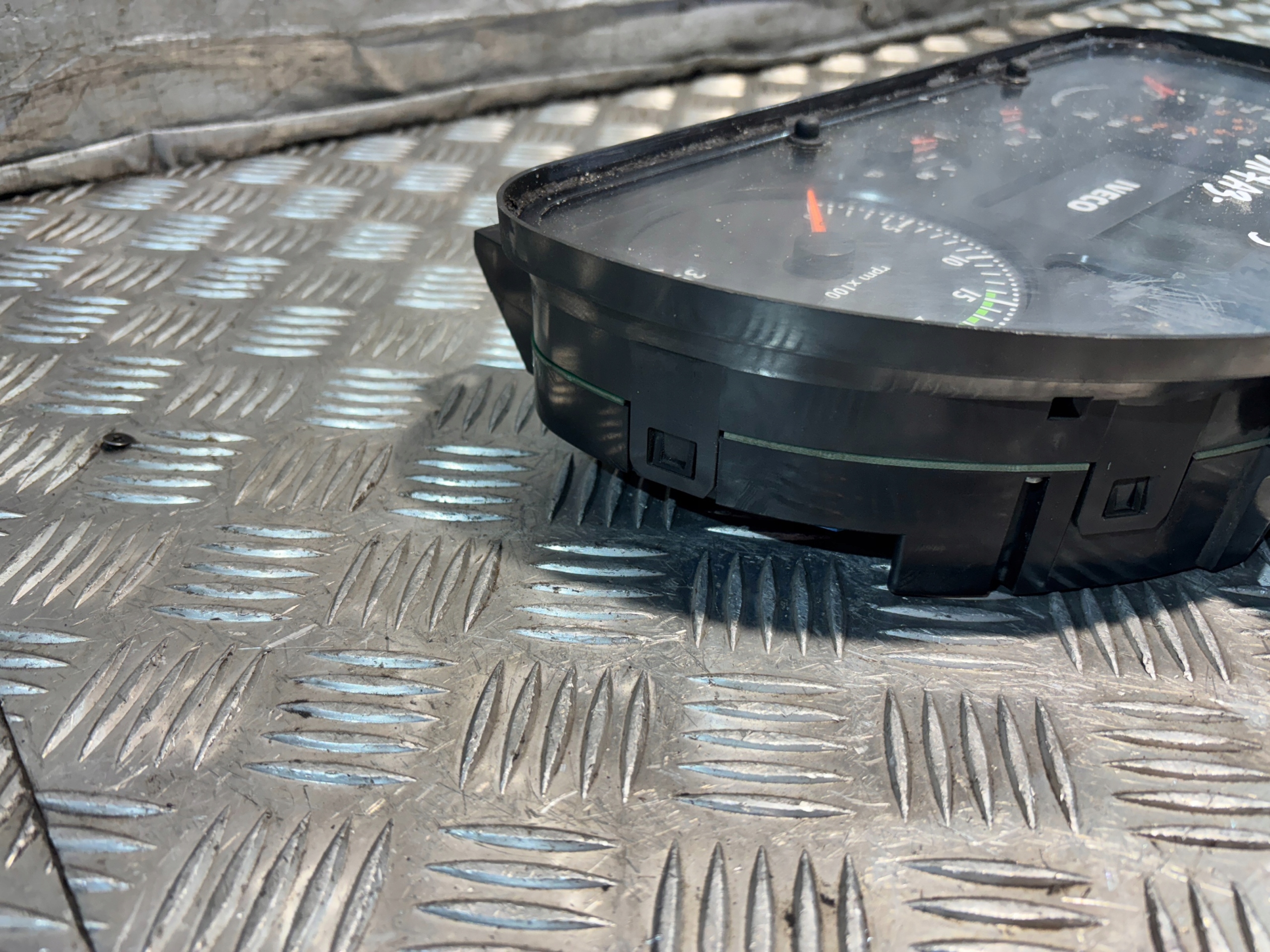 dials dials Iveco 504254398