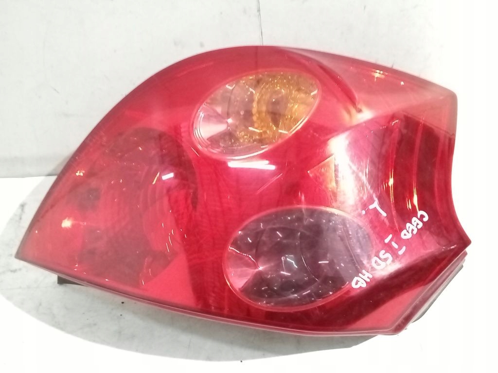 Kia Ceed and HB 5D light left rear part rear