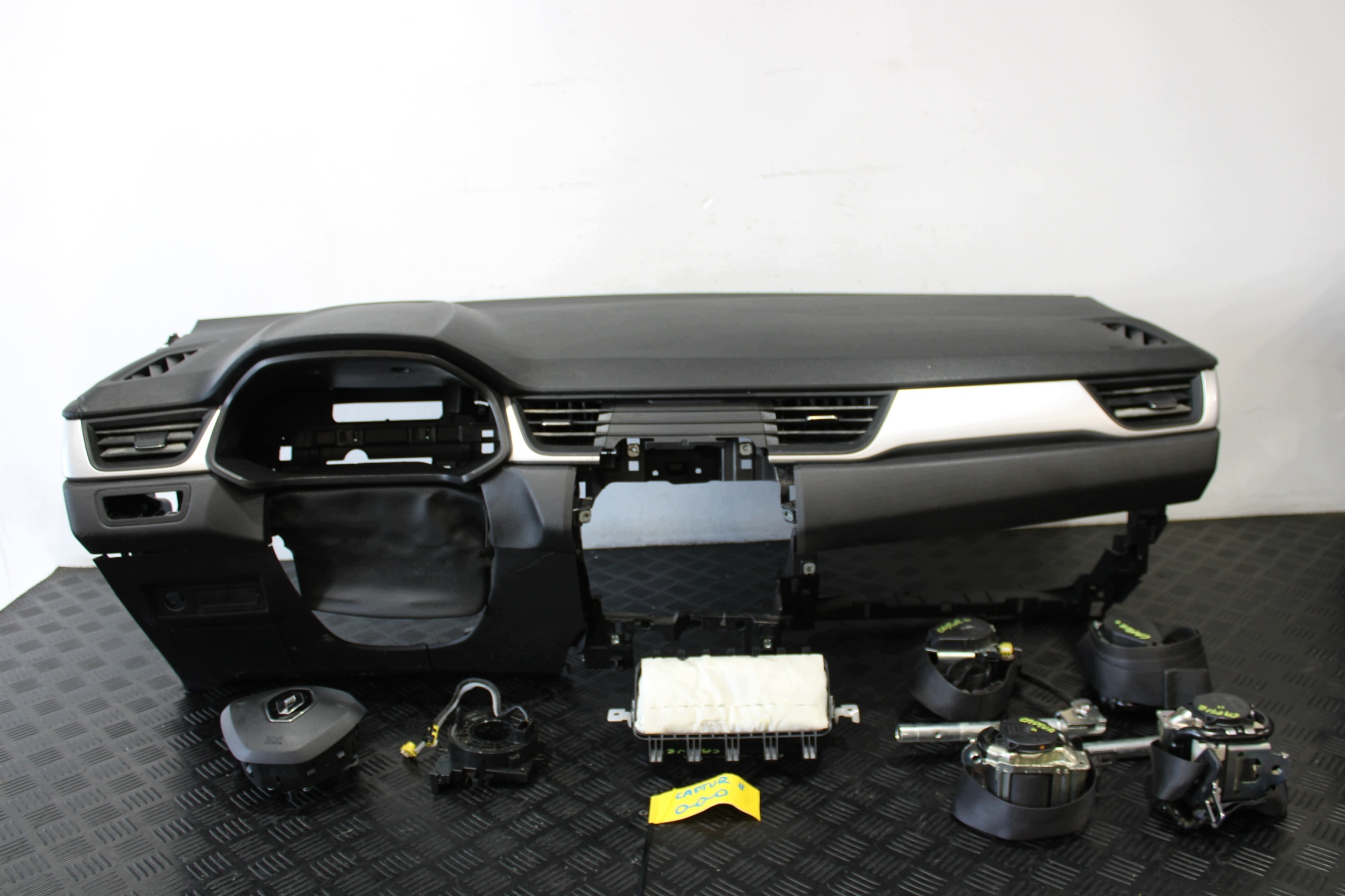 dashboard console airbag airbags RENAULT CAPTUR II 2