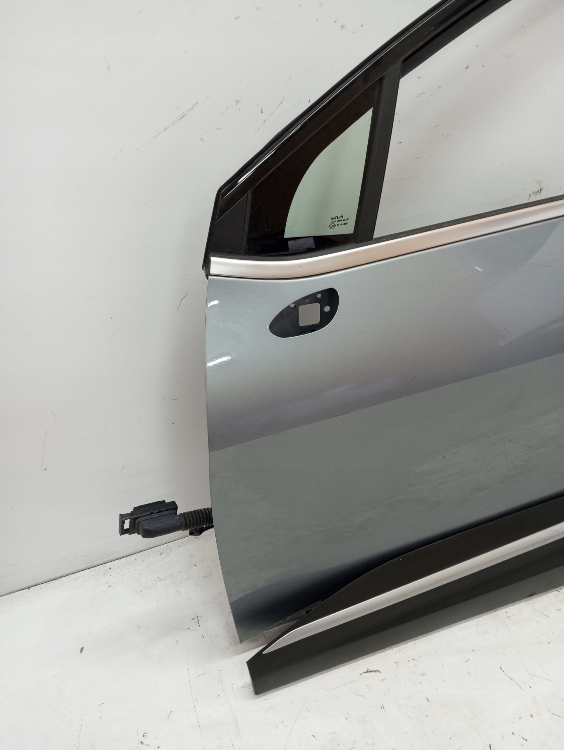 door left front Kia Sportage V 23R