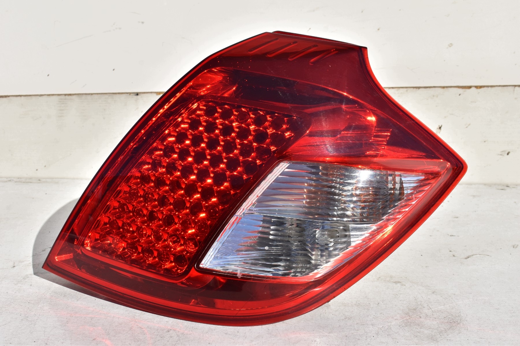 light right rear part KIA CEED and HATCHBACK 5D LIFT 2009-2012R EU 92402-1H0