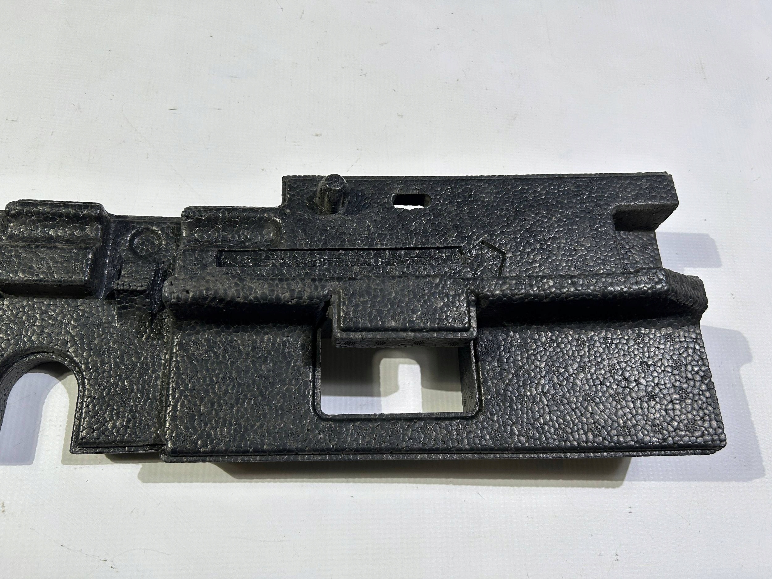 Absorber der Stoßstange vorne vorne Dodge Durango 2014r