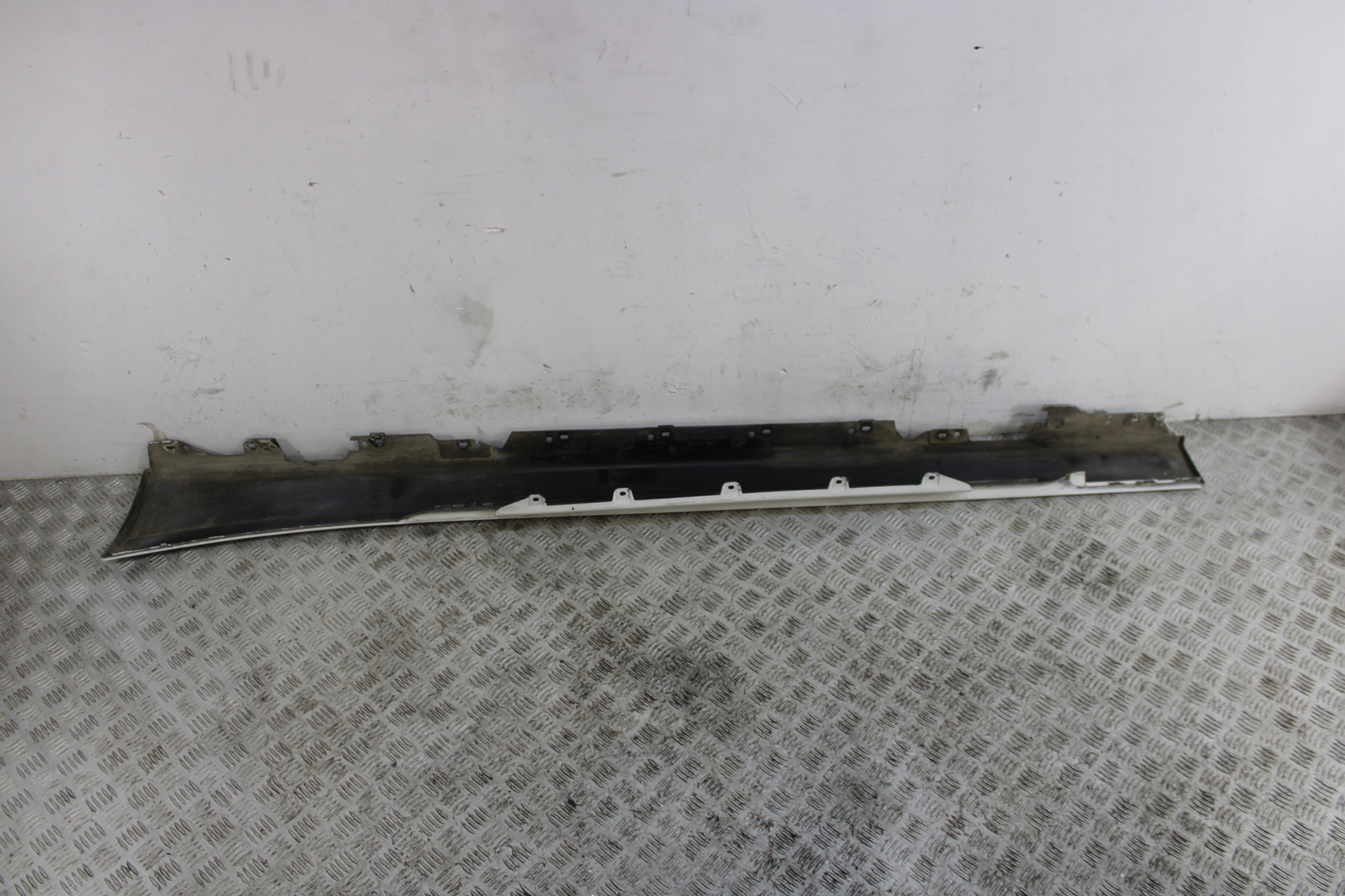 cap threshold threshold right BMW 1 F20 F21 7288396