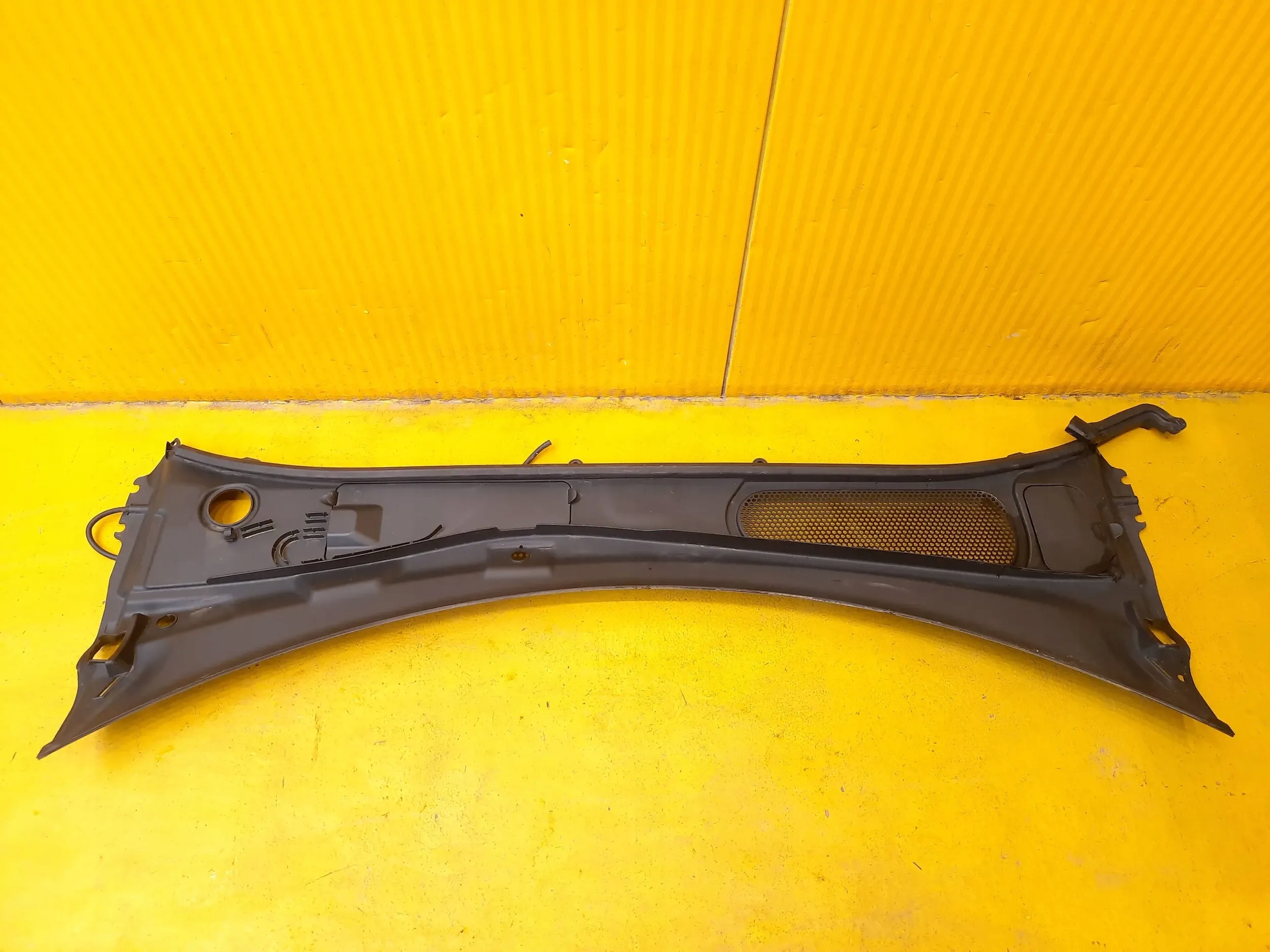 Volvo V60 II 18r.- PODSZYBIE 31479548