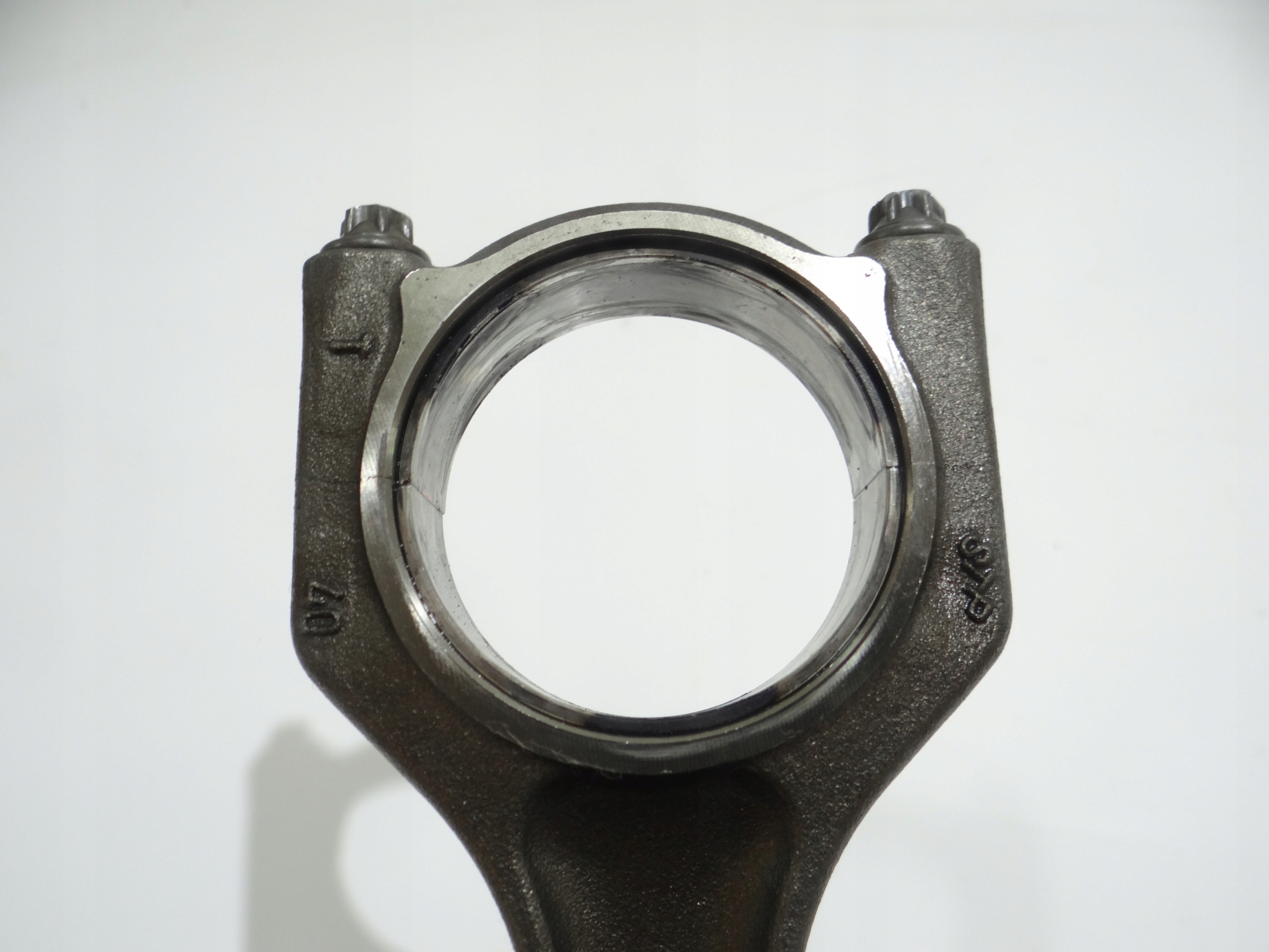 piston connecting rod BMW E88 N43B20A 7589197