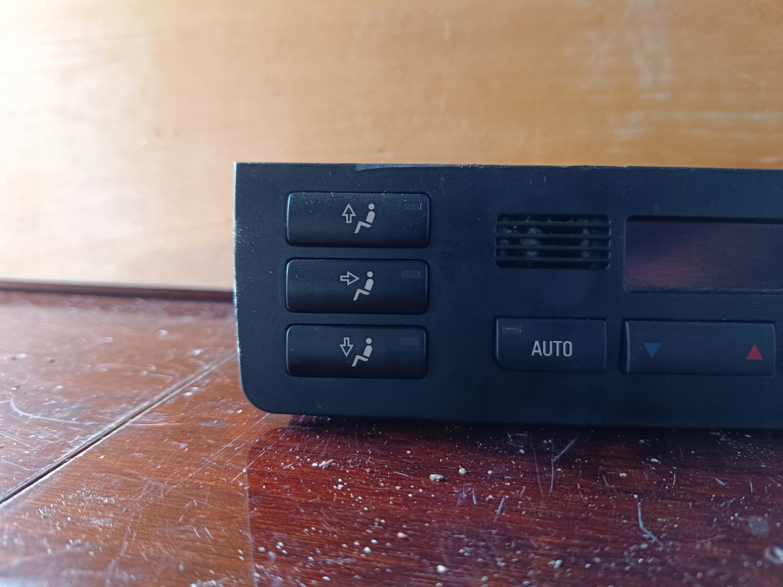 PANEL DES LÜFTERS KLIMAANLAGE BMW E46 6916882