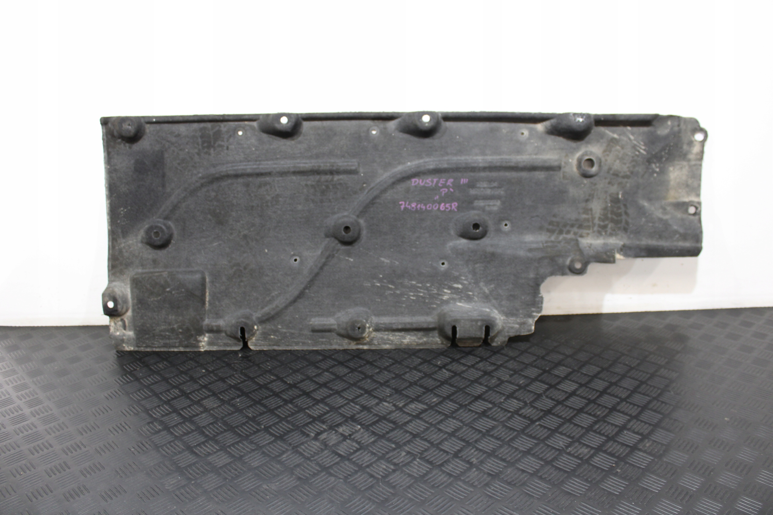 abdeckung Blende Abdeckung Unterfahrschutz rechts 748140065R DACIA DUSTER III 3 2024