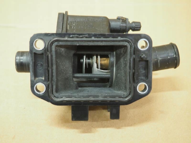 OBUDOWA TERMOSTATU CITROEN PEUGEOT FORD 1.4 HDI Producent części Citroen OE