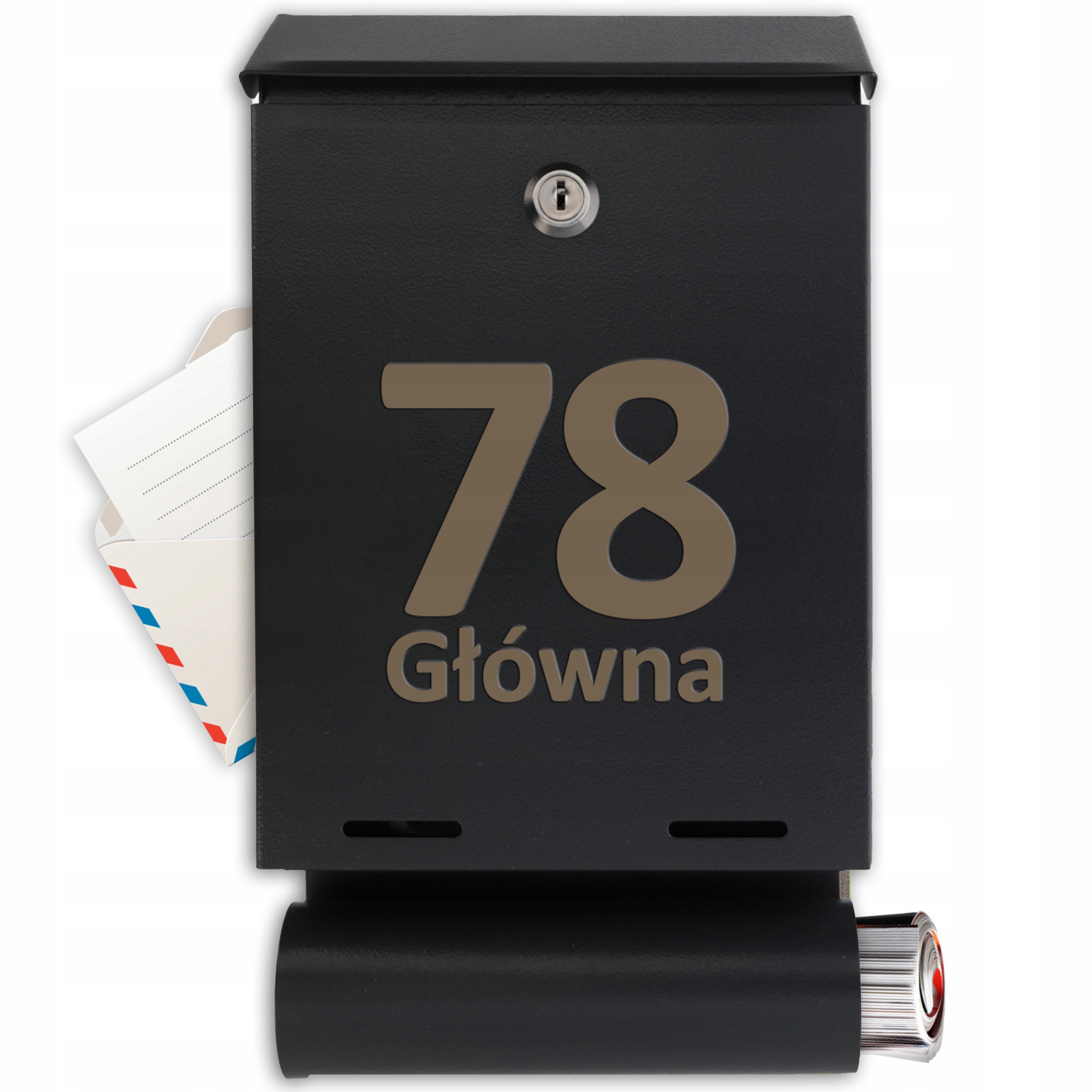 Černá poštovní schránka s adresní trubkou a nádherným gravírovaným vzorem