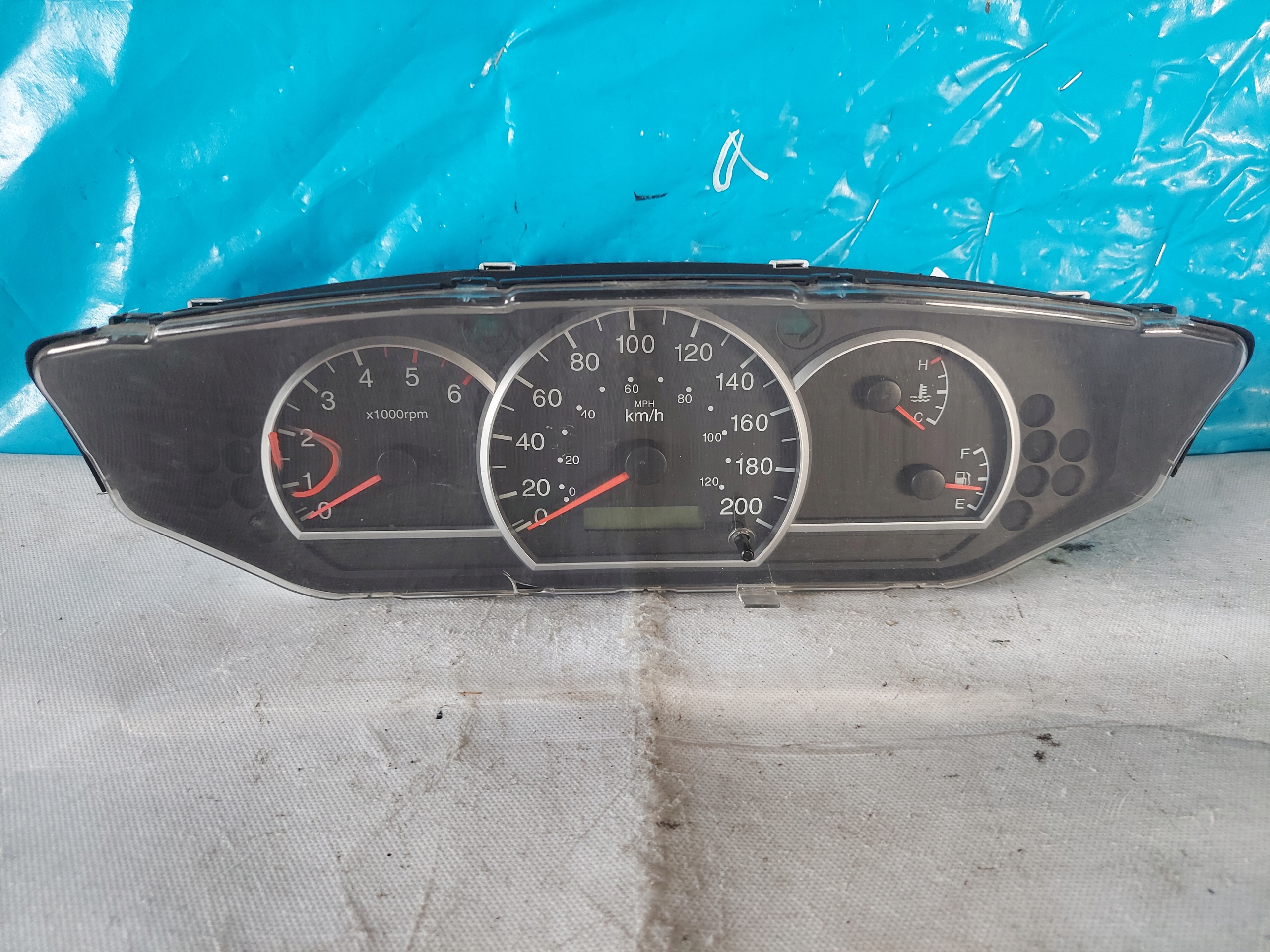 dials clock KIA CARENS II 2.0 CRDI 200399400K