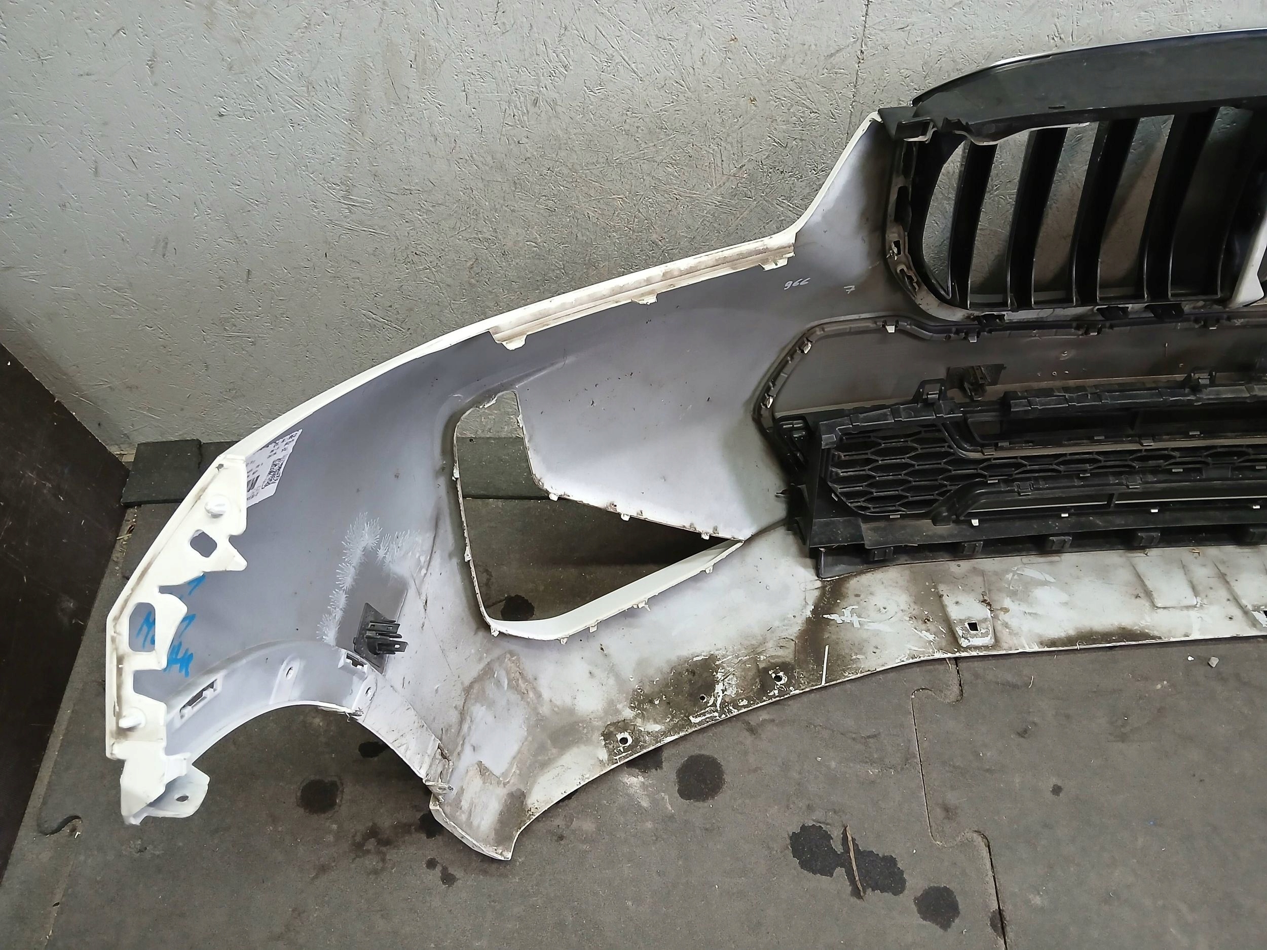 bumper front BMW X1 U11 M PAKIET