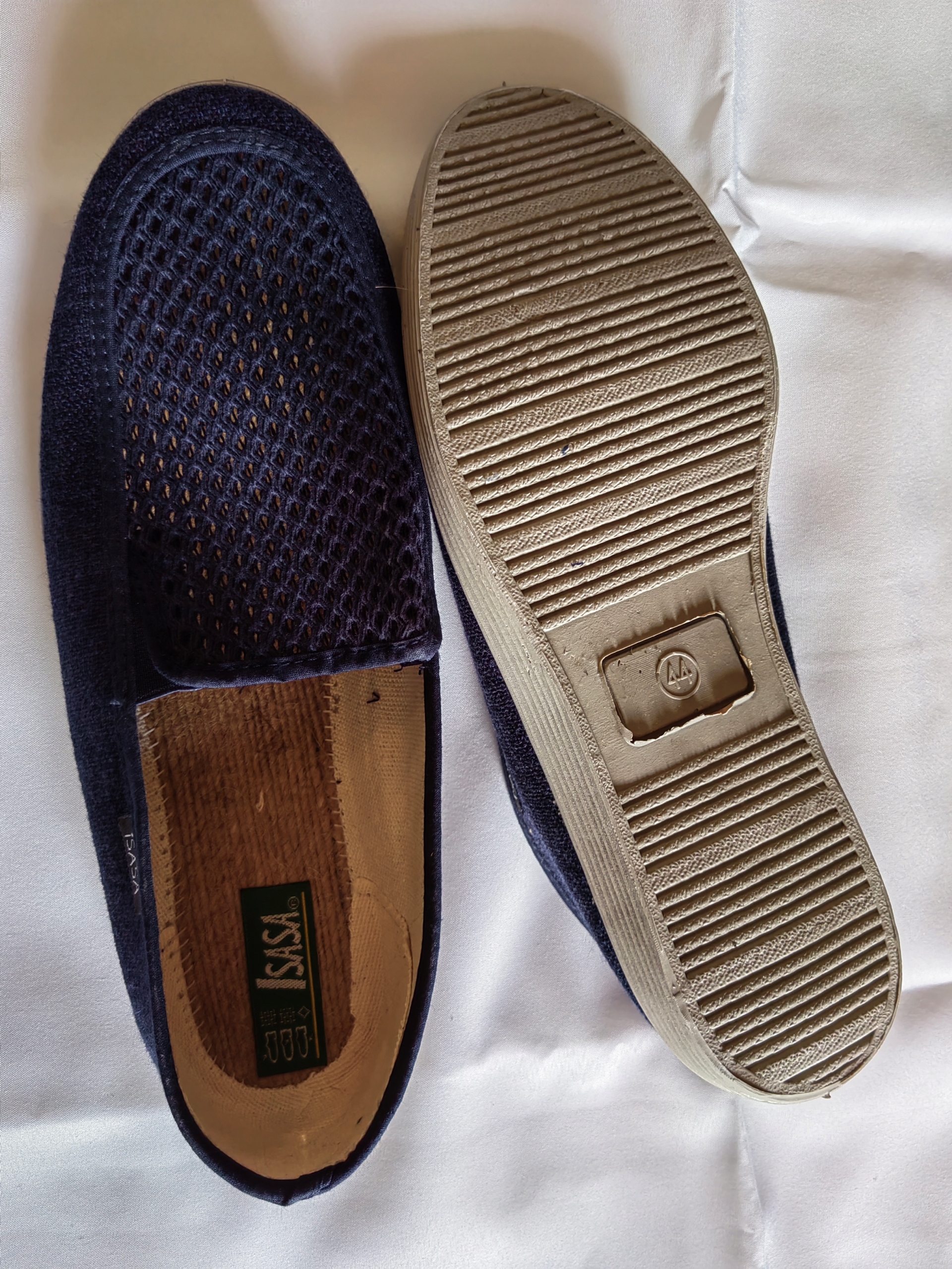 ODDYCHAJĄCE BAWEŁNIANE PÓŁBUTY ESPADRYLE GRANATOWE R.41 Kod producenta 941733