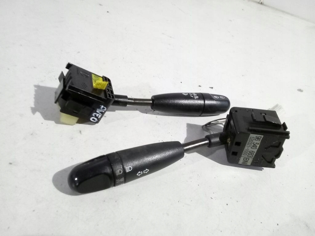 Chevrolet Aveo 04 levers control