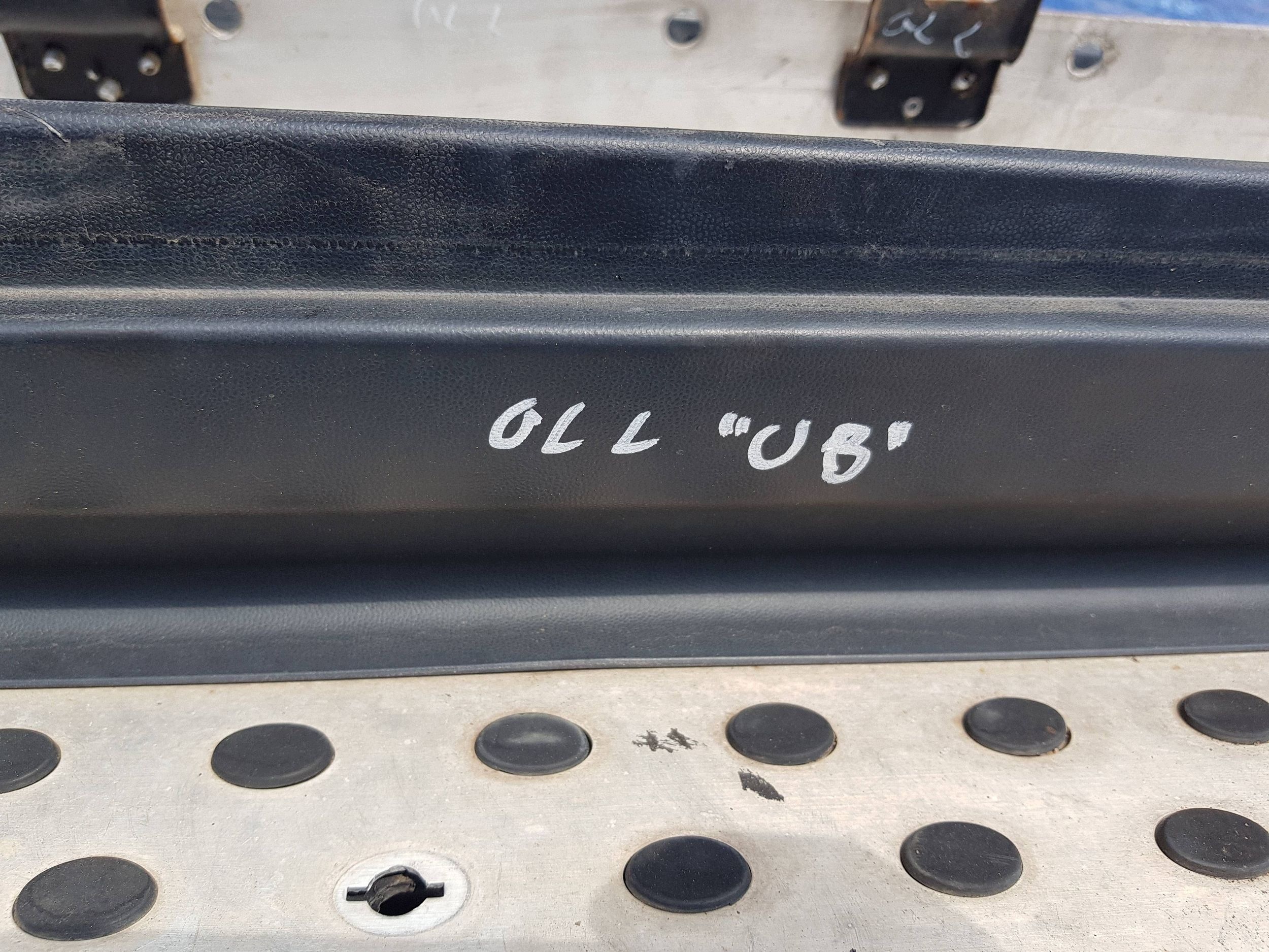 left threshold MERCEDES GL X164 cap moulding STOPIEN