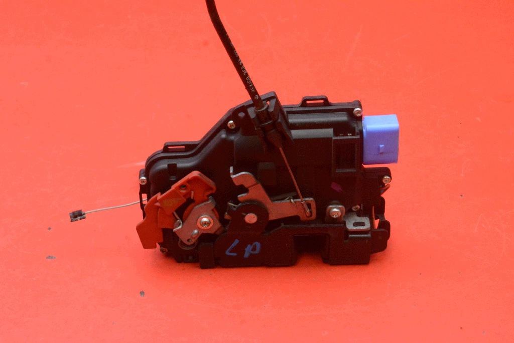 lock door left front front EU 3D1837015AB VW JETTA 5 V sedan 05-11