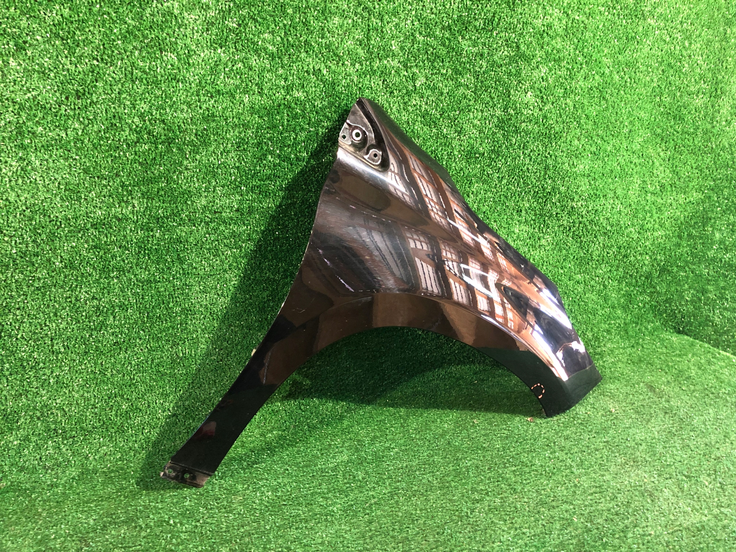 fender front right PEUGEOT 2008 and