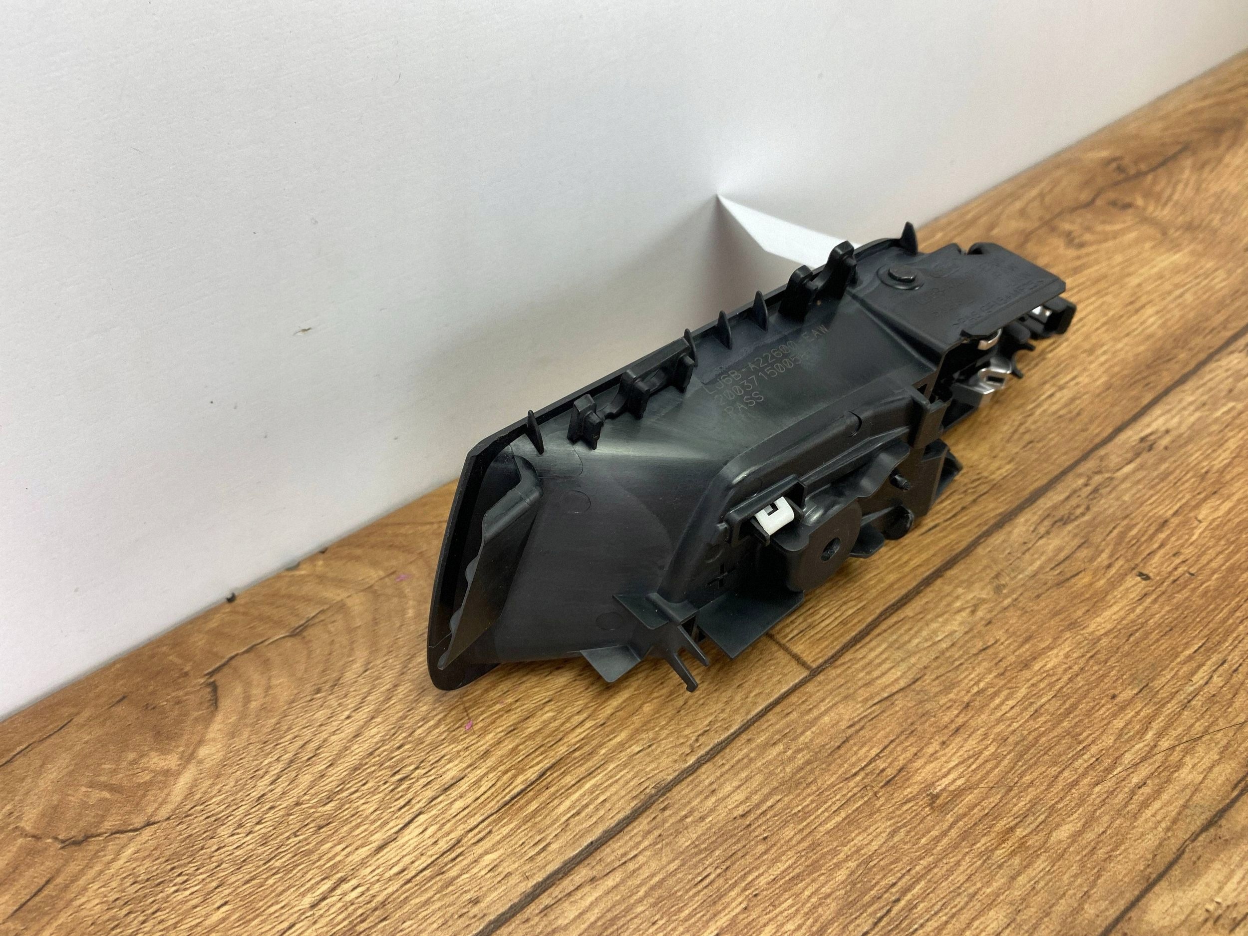 handle inner Ford Escape IV Kuga MK3 2020+