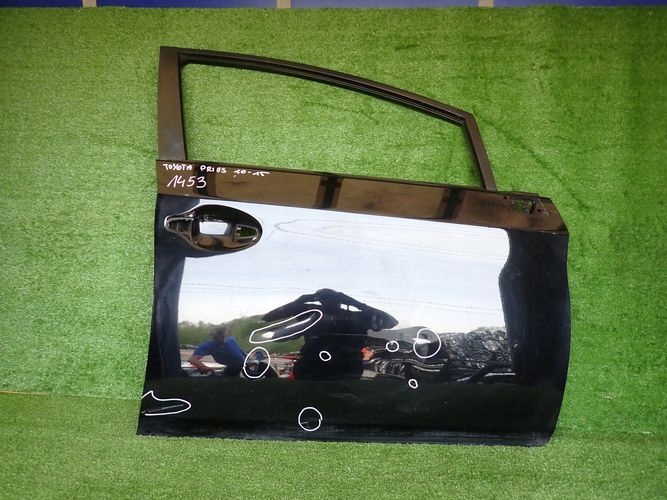 TOYOTA PRIUS 09-16 door right front front