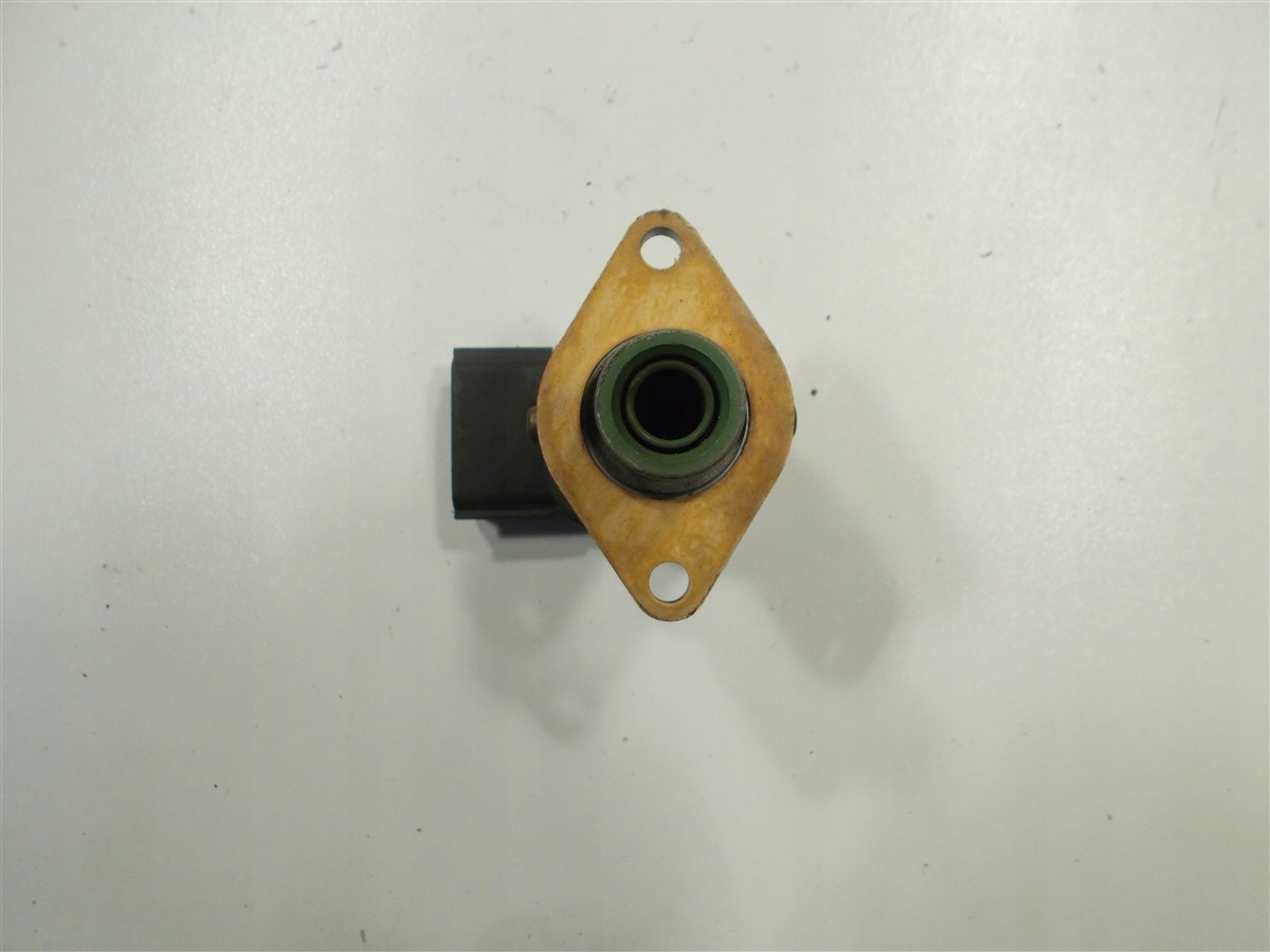 Sensor KONTROL BIEGU JALOWEGO NISSAN SENTRA A33-630