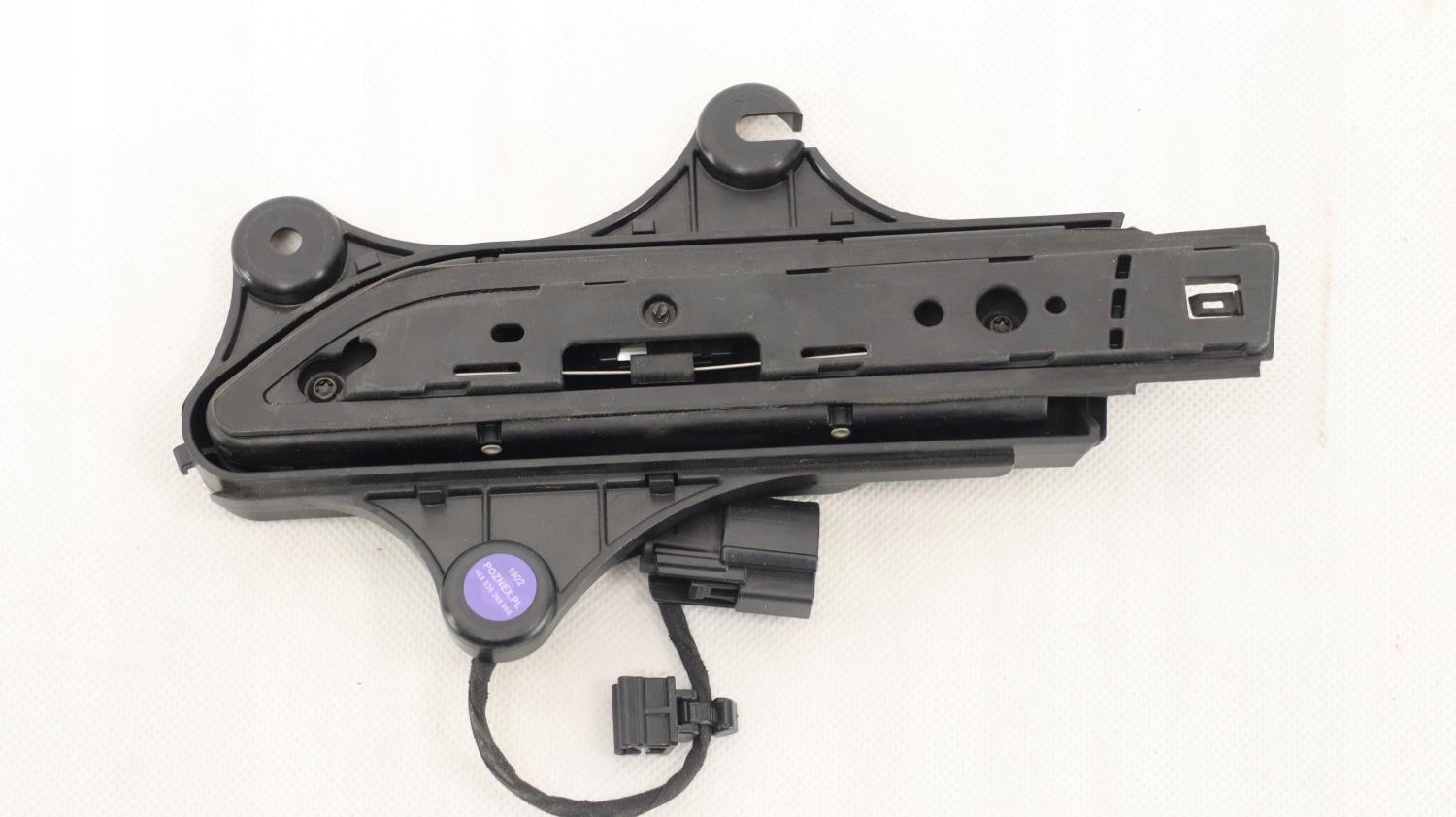 TESLA MODEL X KLAMKA DRZWI TYLNA LEWA 1045157 00 D Part manufacturer Tesla