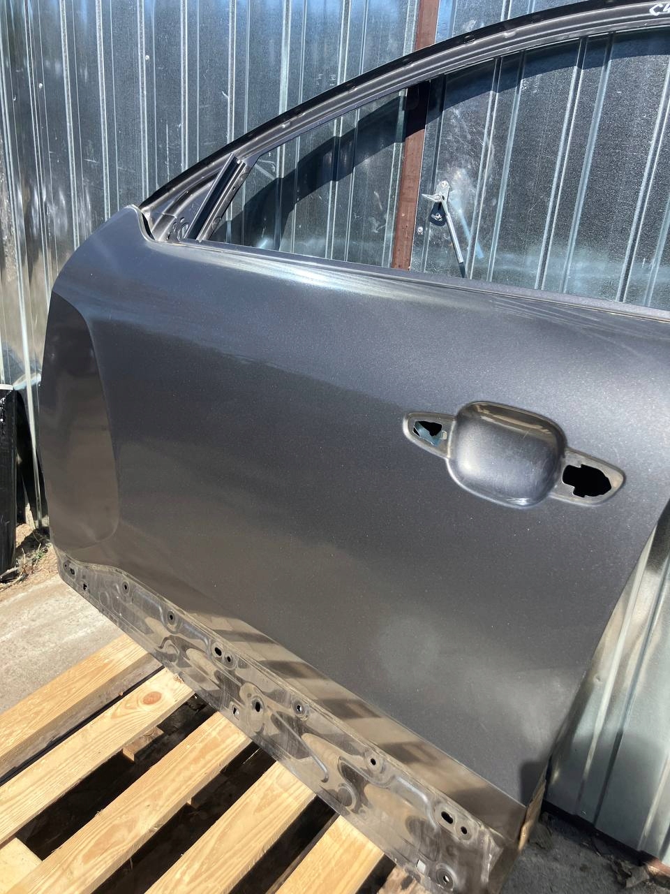 dveře levý předek CITROEN C4 III EVL EVLC BDB