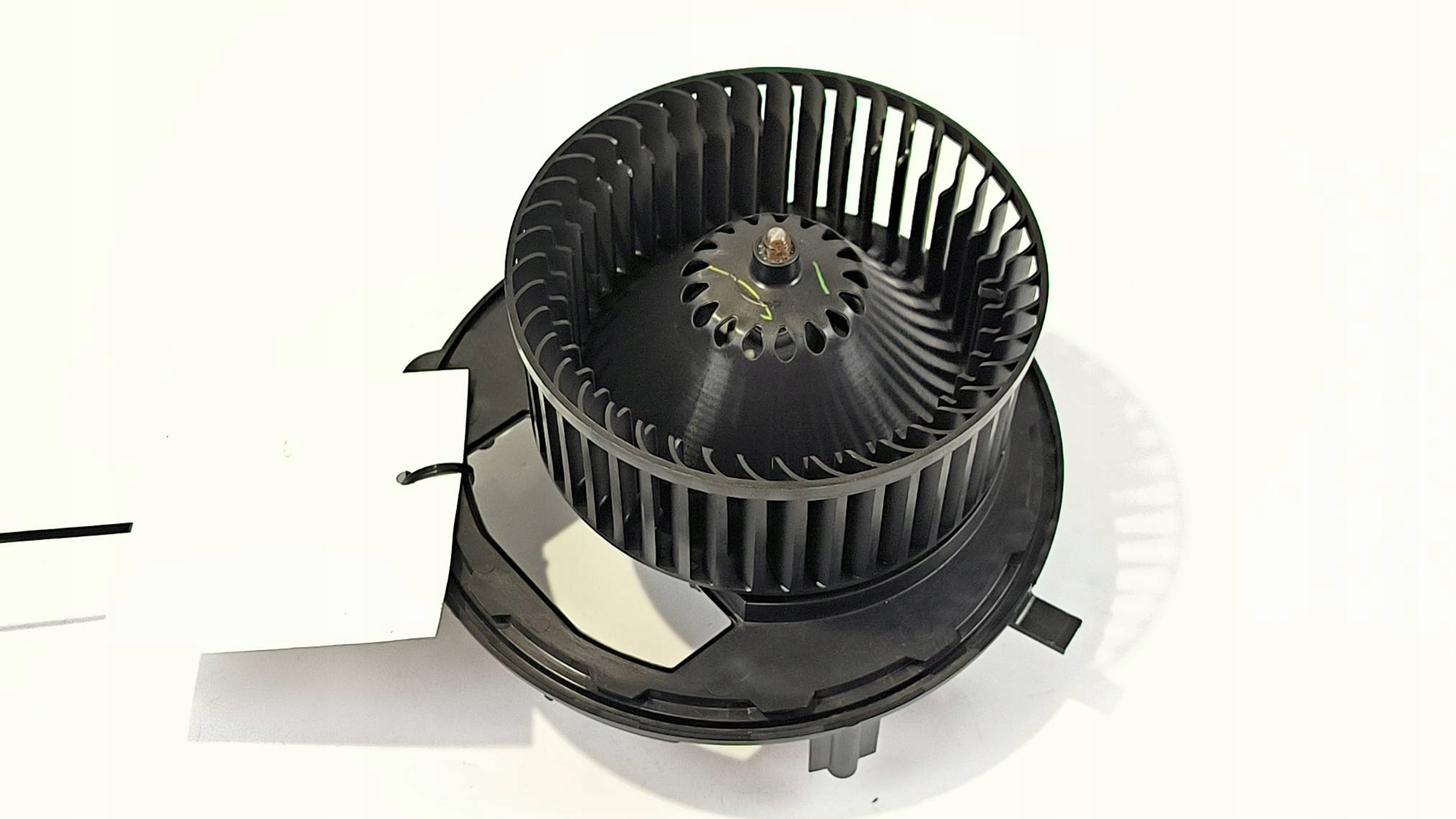 fan cab 5WB819021 VOLKSWAGEN PASSAT B8