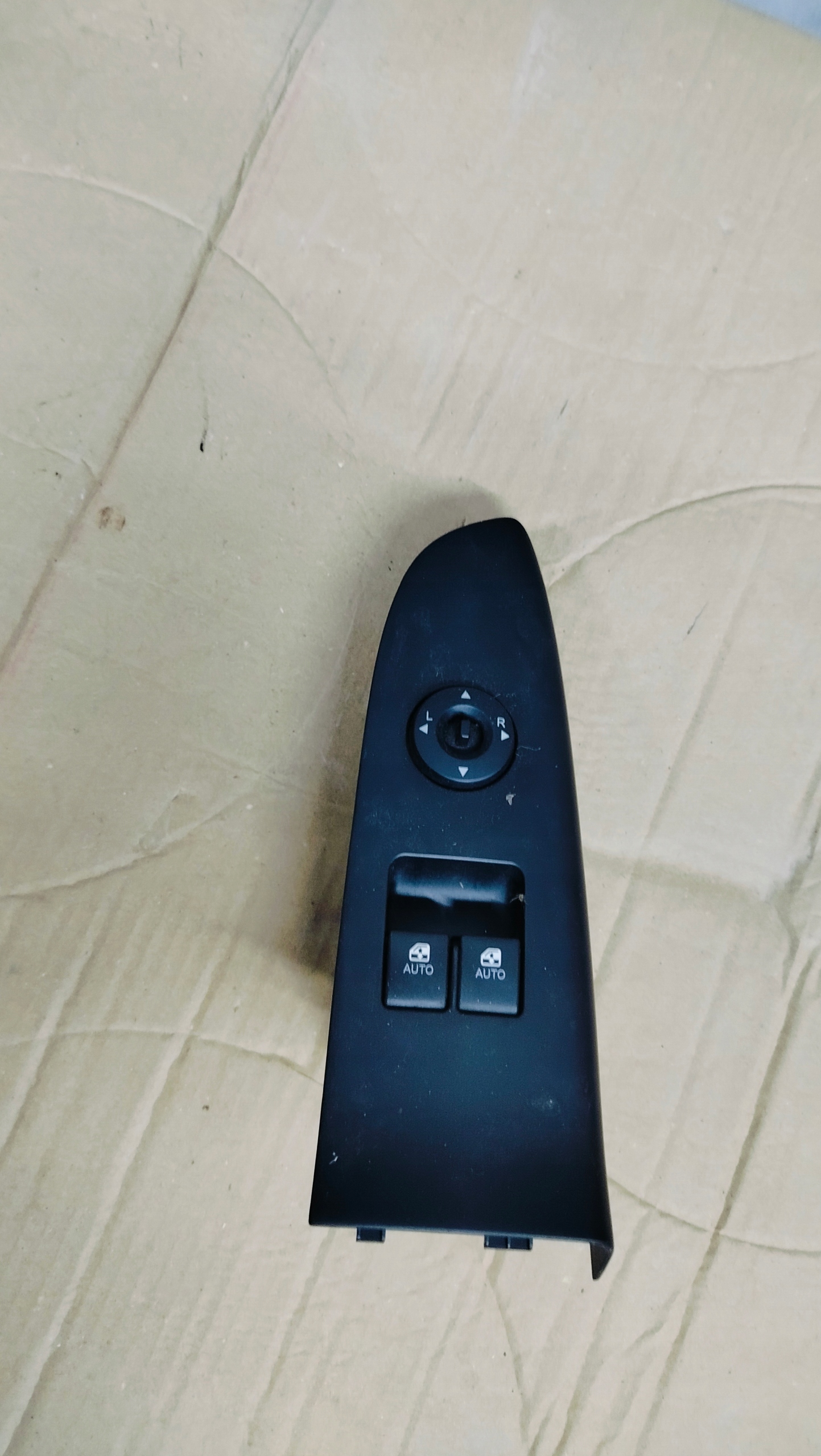 Panel window control switch of mirrors KIA CEED PROCEED 3D LIFT FL EUROPA
