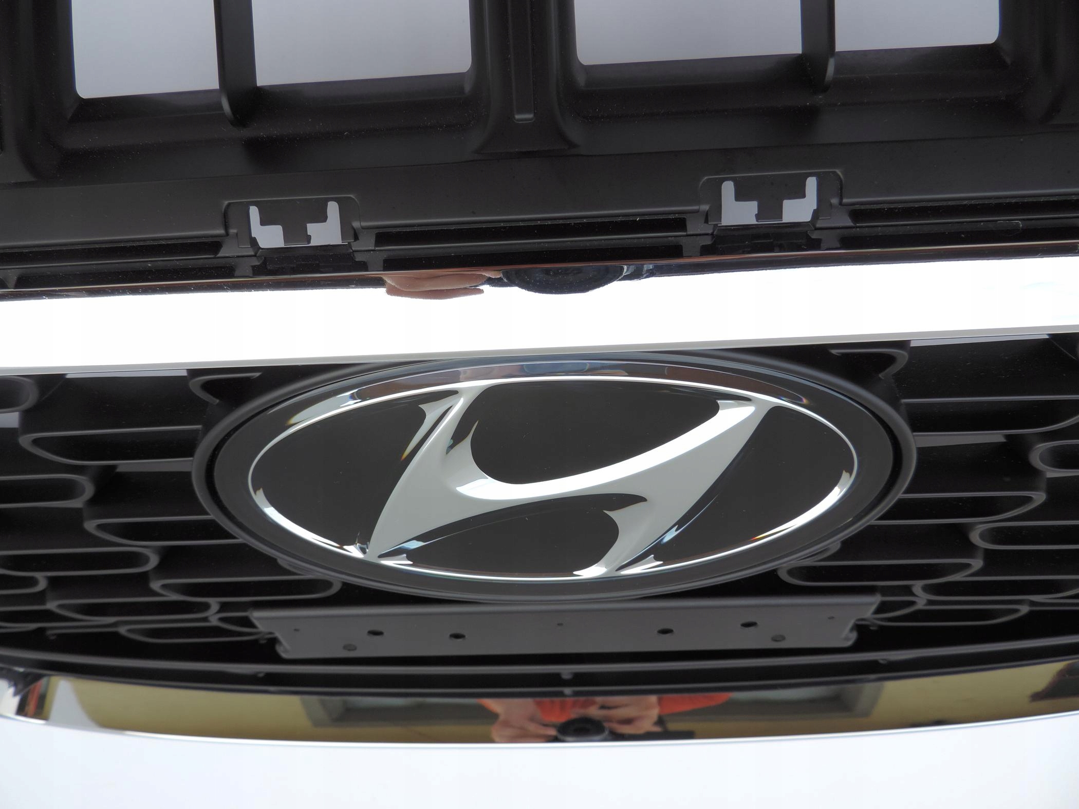 HYUNDAI i30 FASTBACK RADAR PDC 17-19 GRILL ATRAPA Numer katalogowy oryginału 86350-G4AE0 86351G4AC0