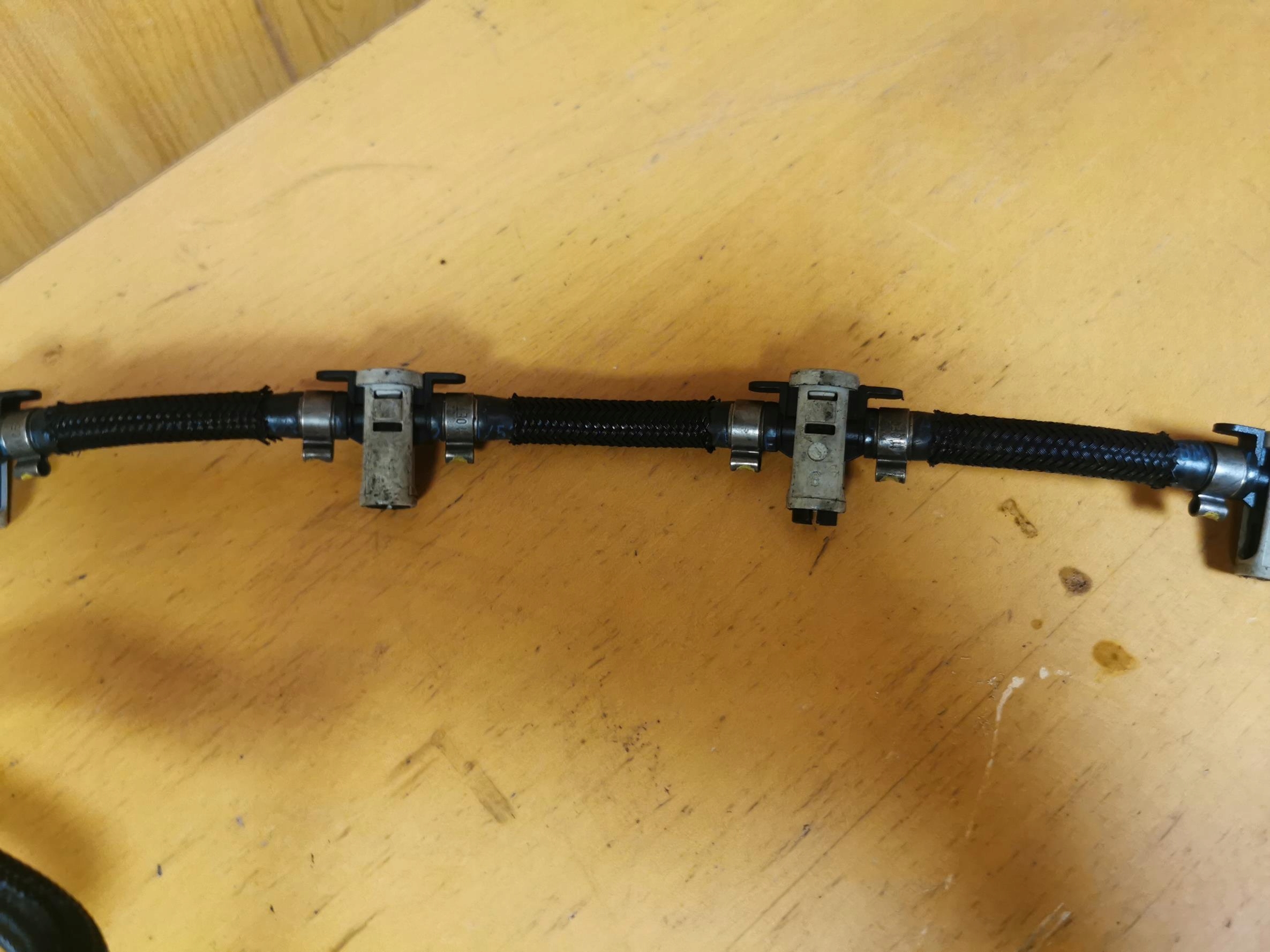 wiring powrotny paliwowy BMW X6 E71 N57D30B 3.0d