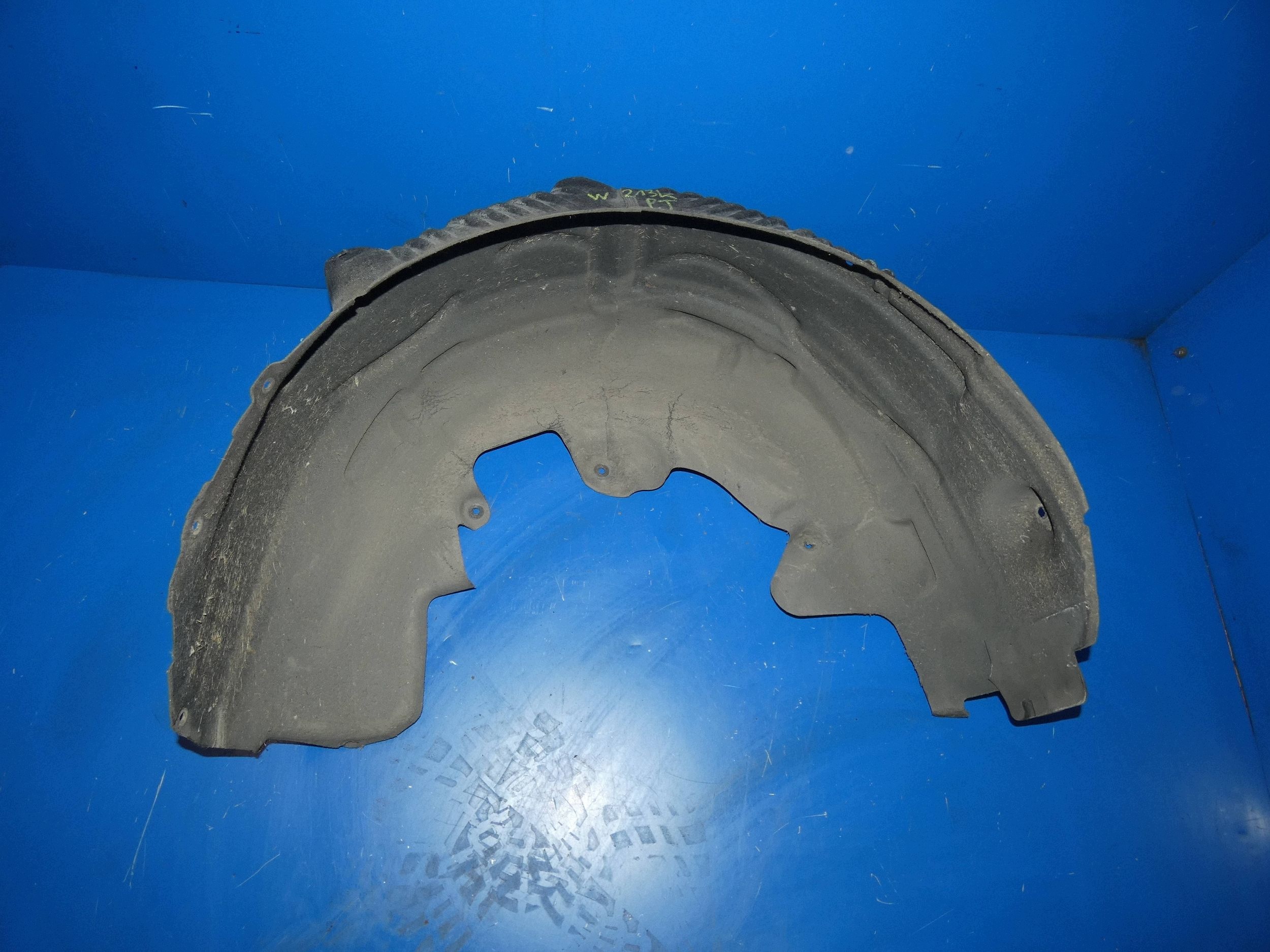MERCEDES E KLASA W213 KOMBI mudguard right rear part rear. right