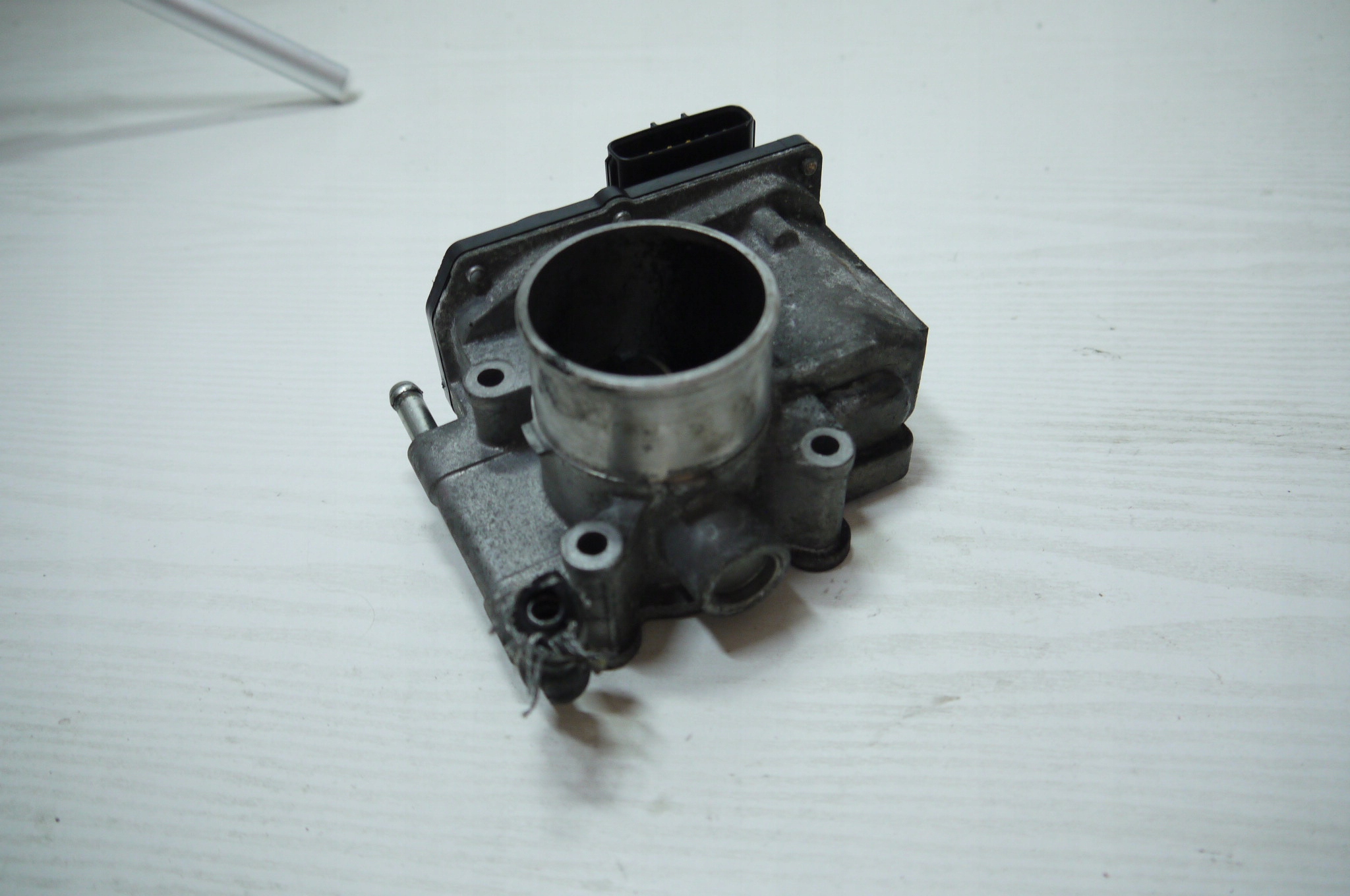 ДРОССЕЛЬНАЯ ЗАСЛОНКА mazda 5 II 6 2.0d RF5C оригинал