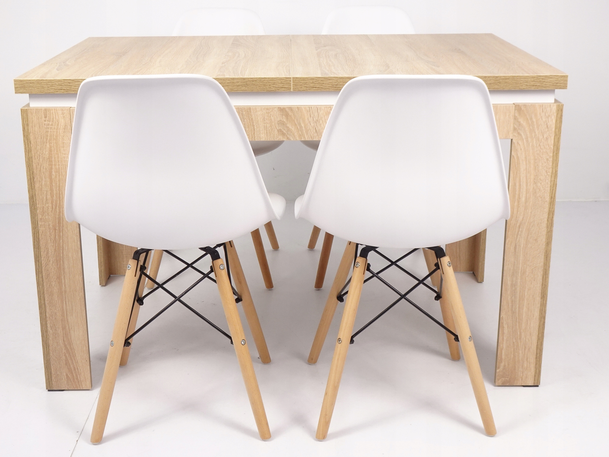 4 SKANDYNAWKIE krzesła i ROZKŁADANY stół SONOMA Kształt blatu prostokątny