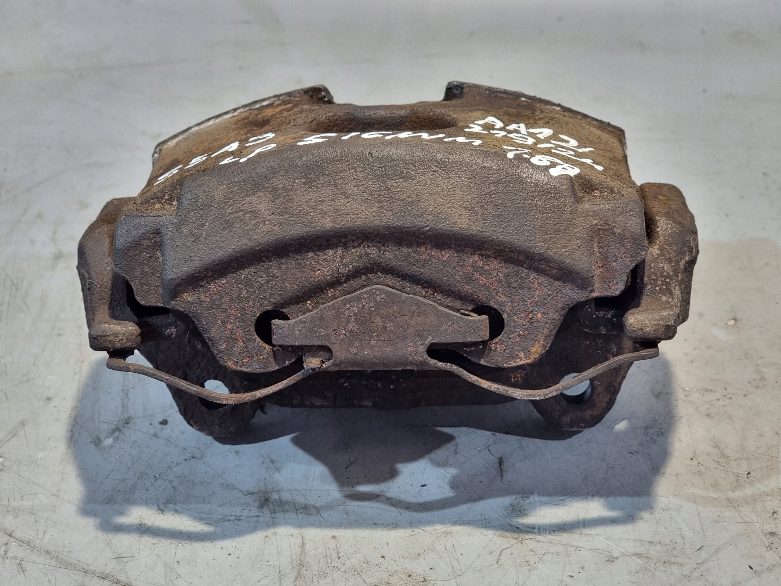 caliper brake left front OPEL SIGNUM 1.8B 16V 90kW 03r