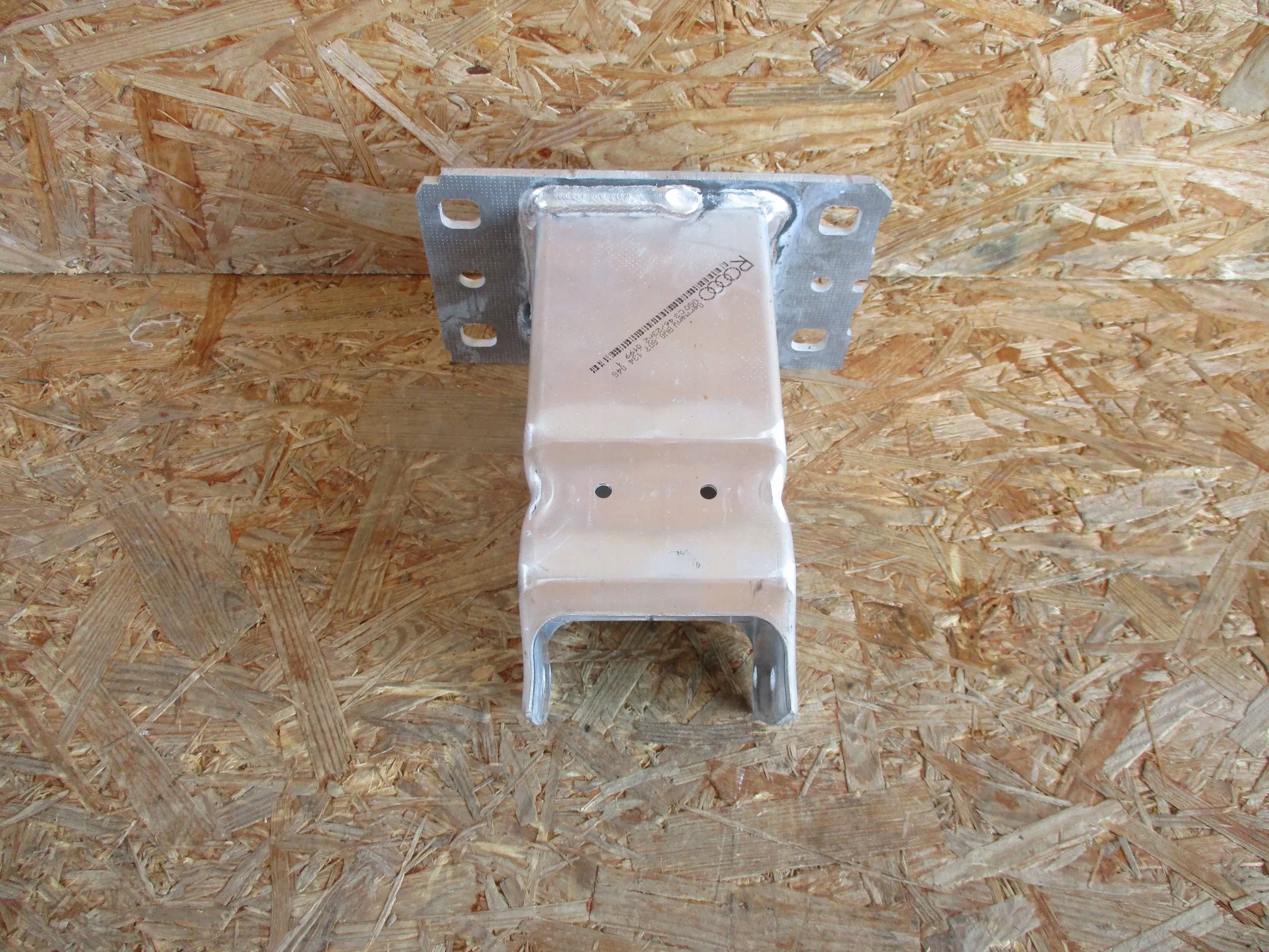 STREFA ZGNIOTU PRAWA PRZEDNIA AUDI A4 B9