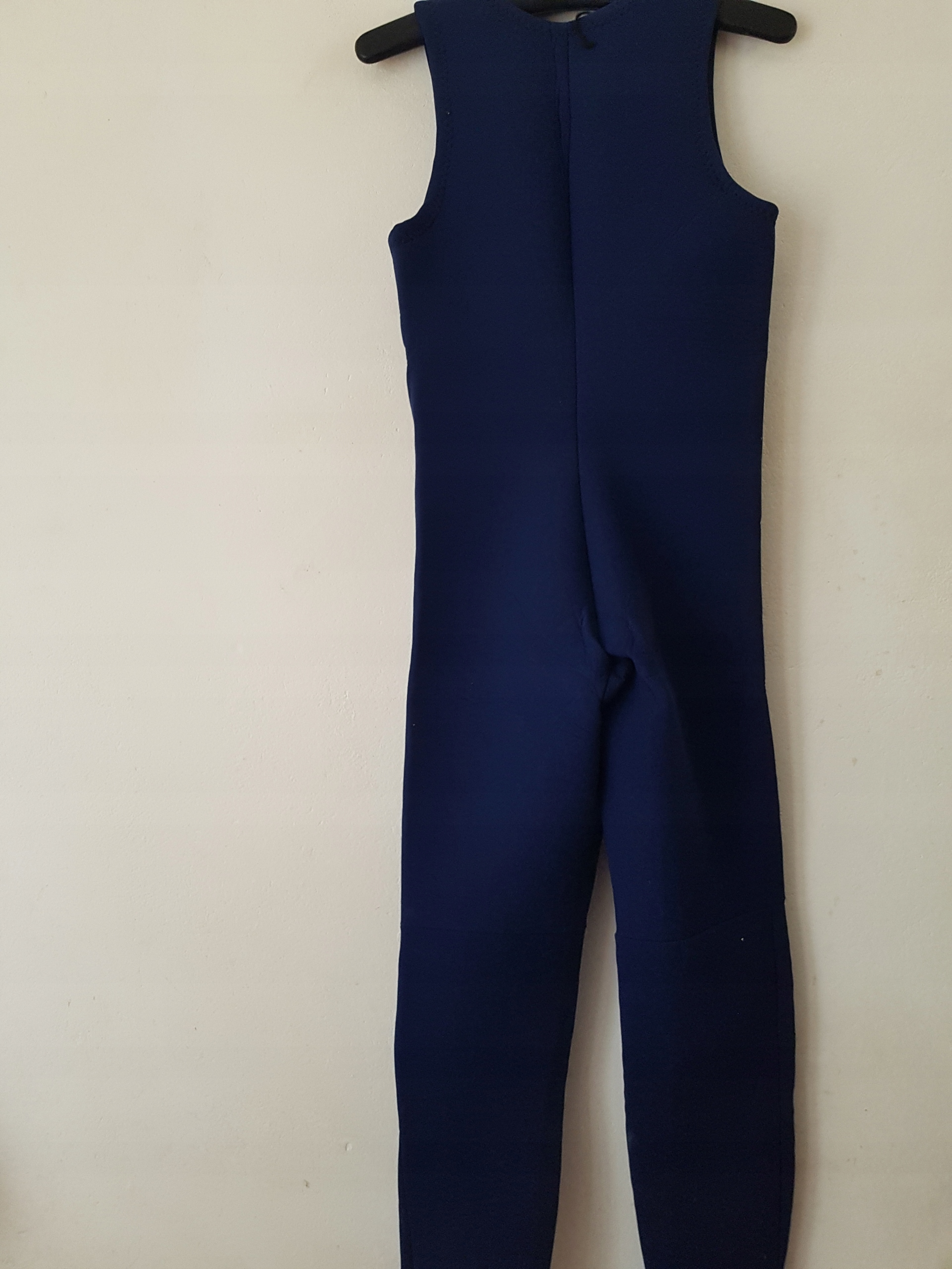 SEA WEAR LASSE HJORTMAES PIANKA NEOPRENOWA ROZ.M Model LASSE HJORTMAES