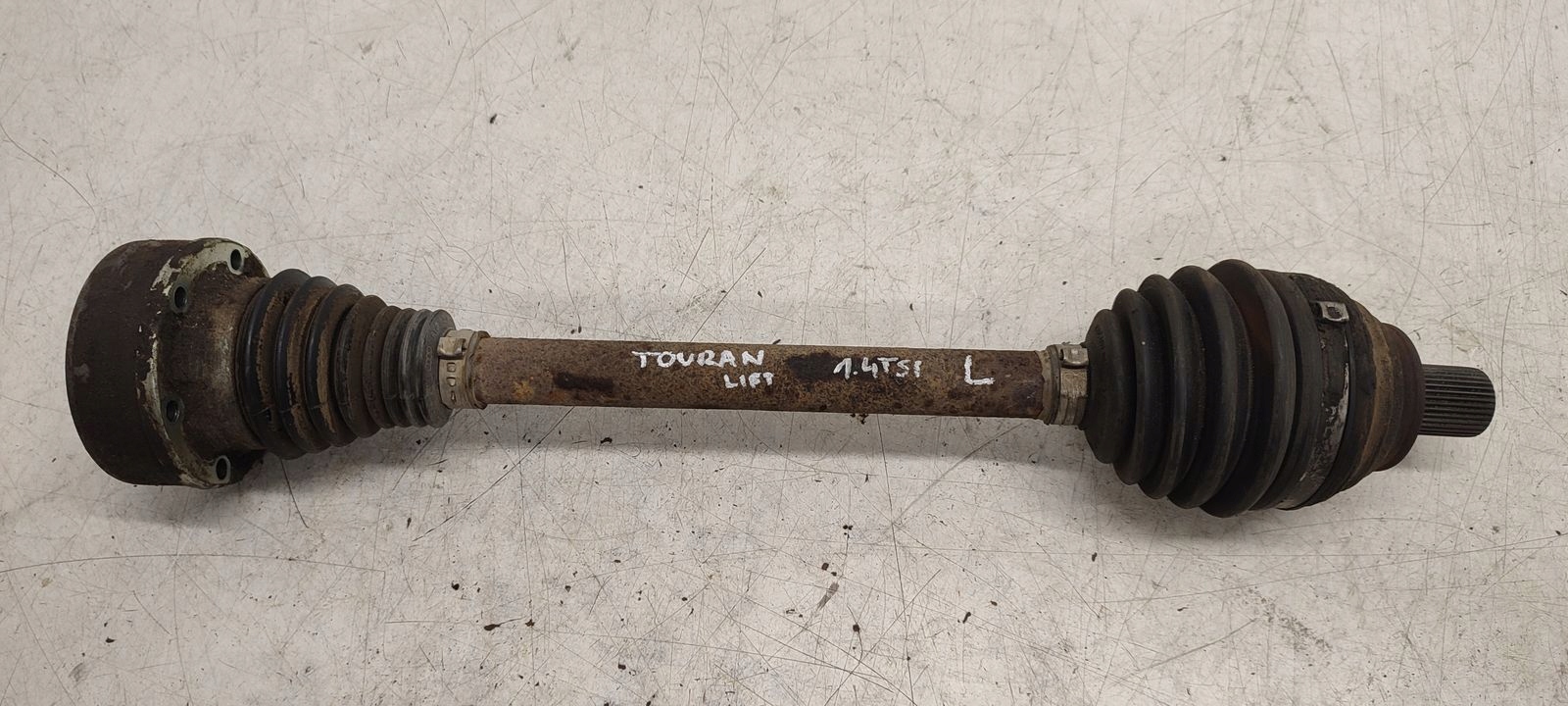 semi-axis left short. VW Touran and LIFT 1,4 TSI