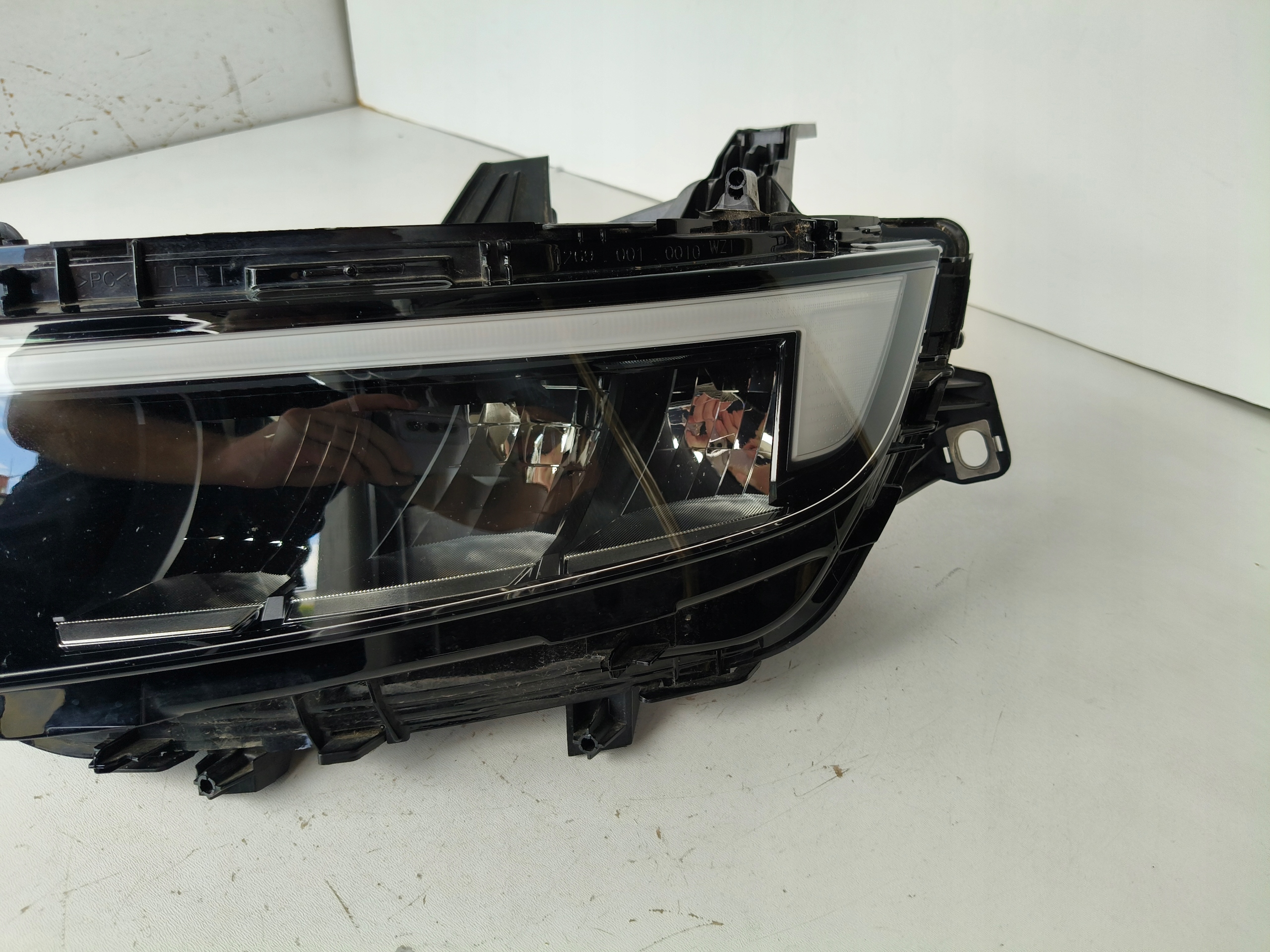 light left REFLEKTOR OPEL ASTRA VI L 22- FULL LED