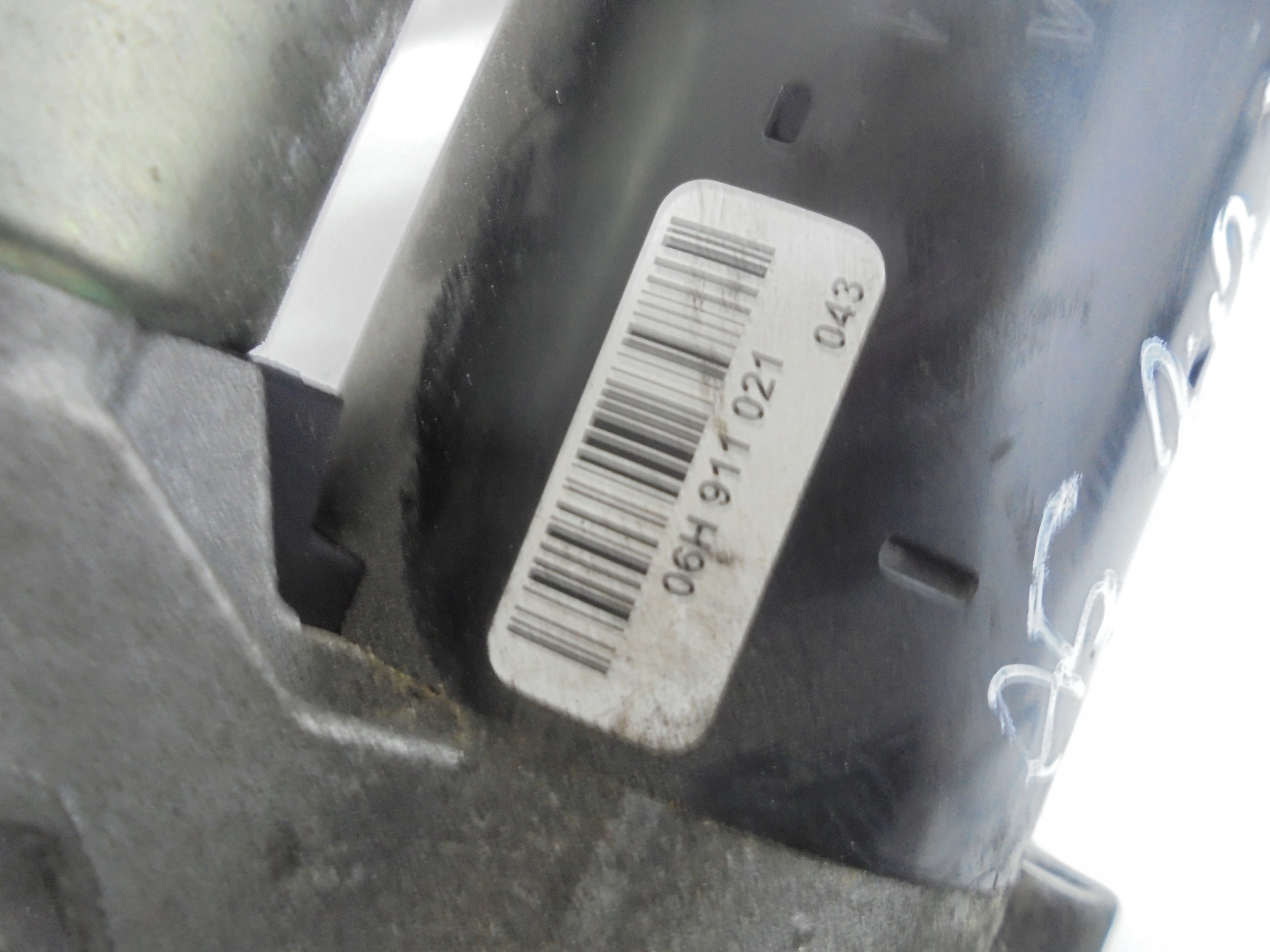 AUDI A4 B8 A5 1.8 2.0 TFSI önindító