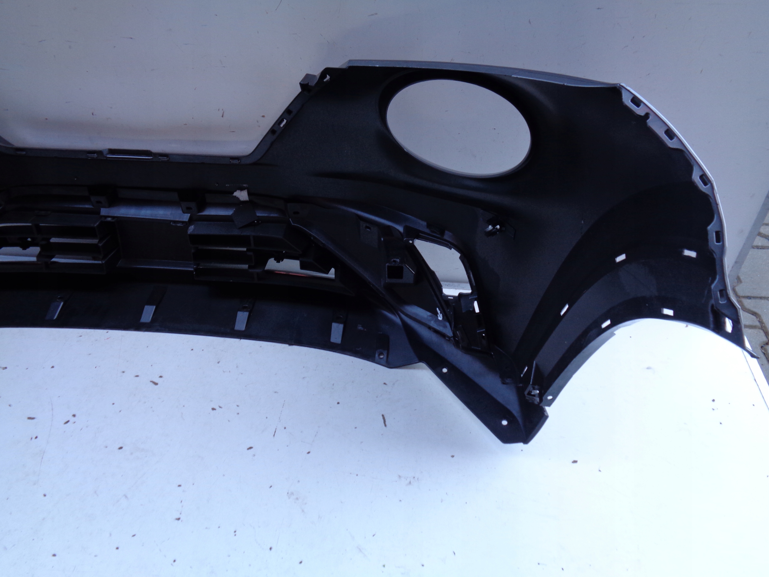 FRONTSTOSSSTANGE NISSAN JUKE II 19- NR 39772