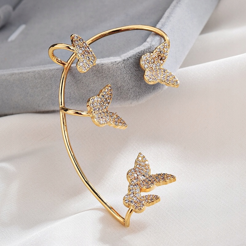 SHINY EARRING WITH BUTTERFLIES AND A HEART Marka bez marki