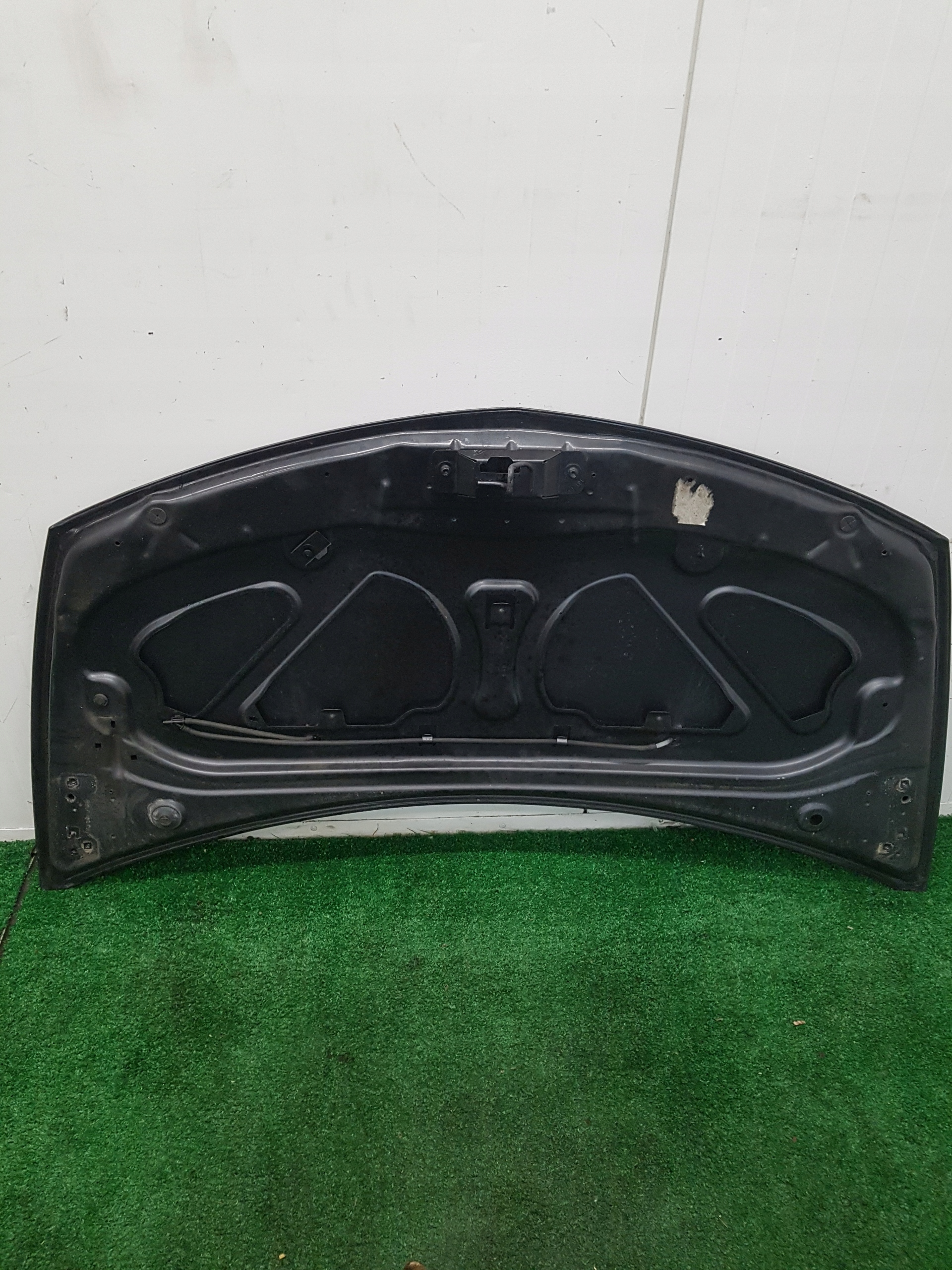 Capot RENAULT CLIO 3 2005 TEB66