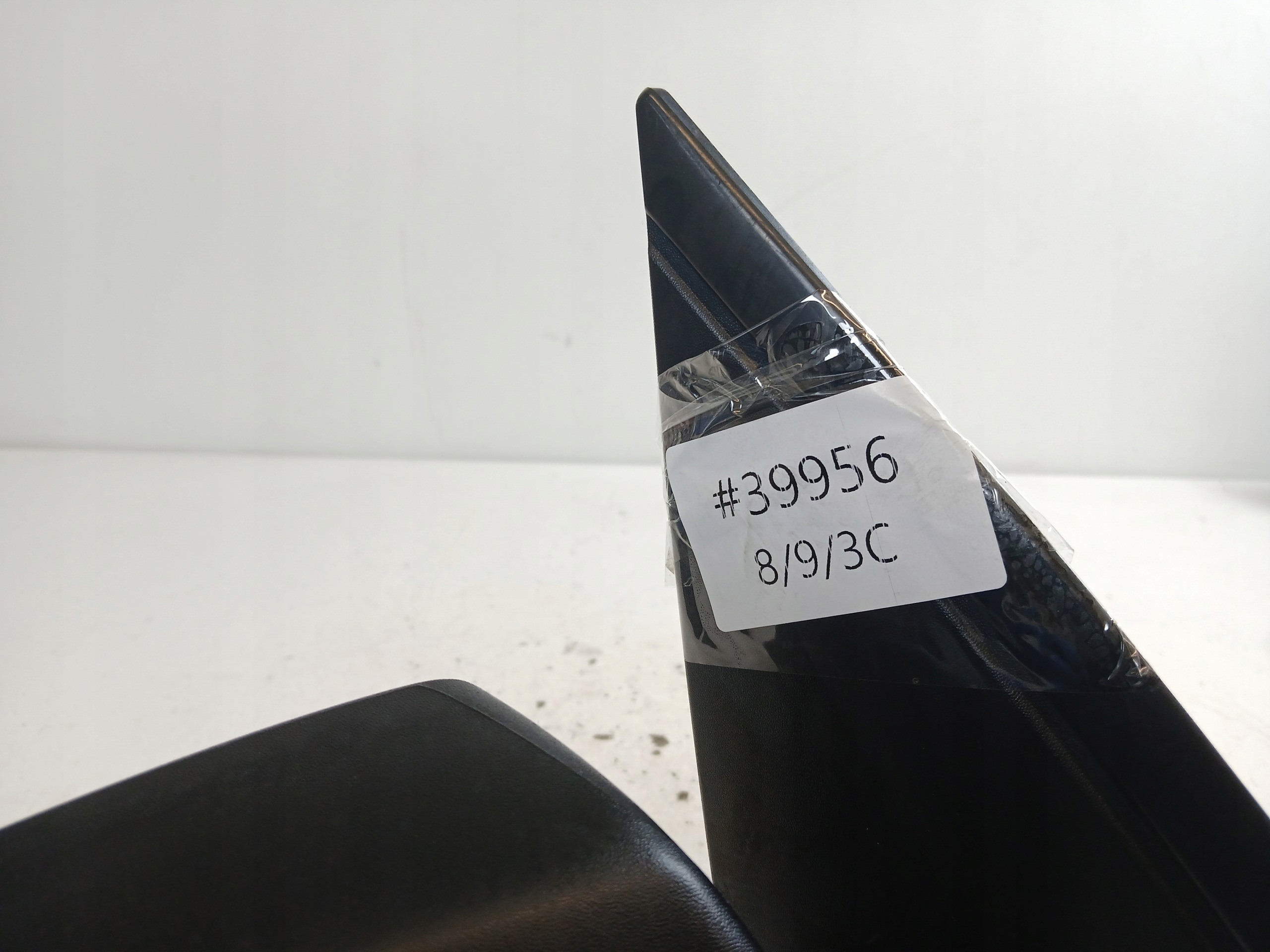 FORD MAVERICK II mirror right 3 PIN black,