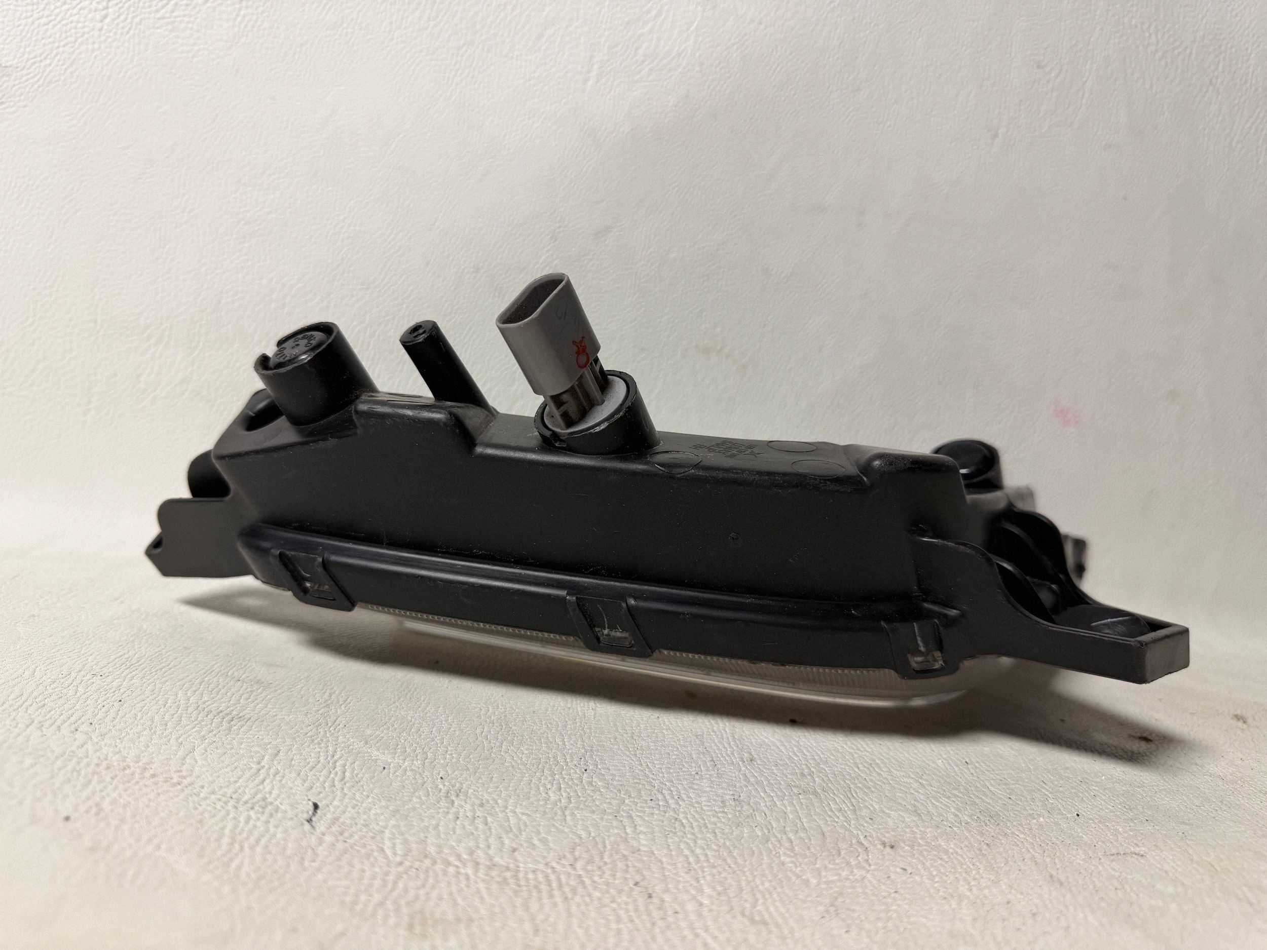 HYUNDAI I10 II 13- fog light right front front light LED DRL 92202B901