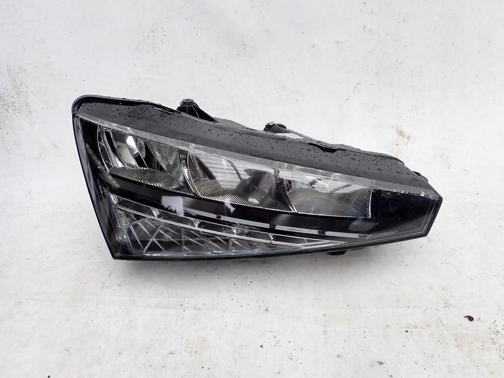 SKODA SCALA 19-23 light front front right
