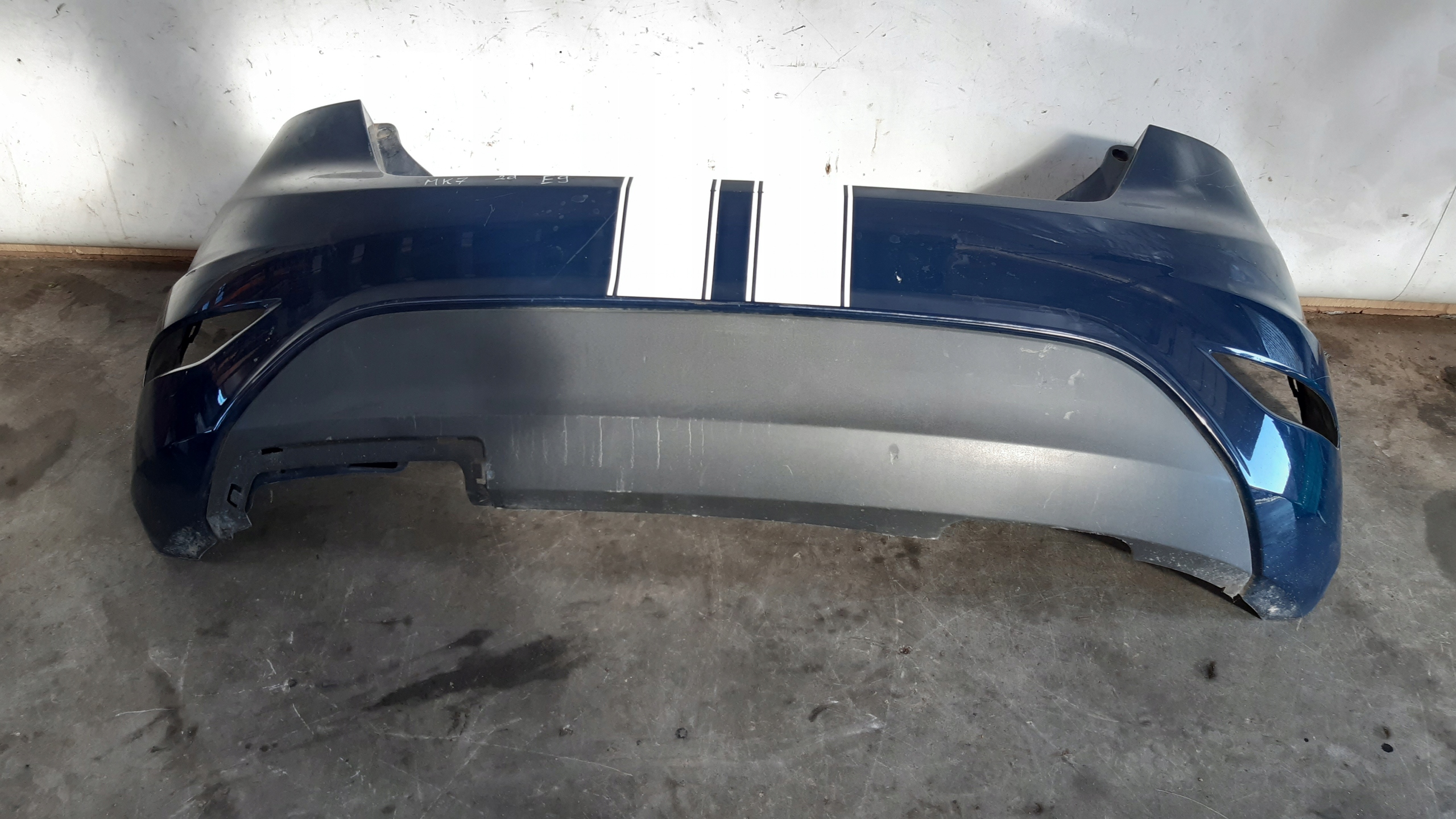 Pare choc Arrière E9 Ford Fiesta MK7