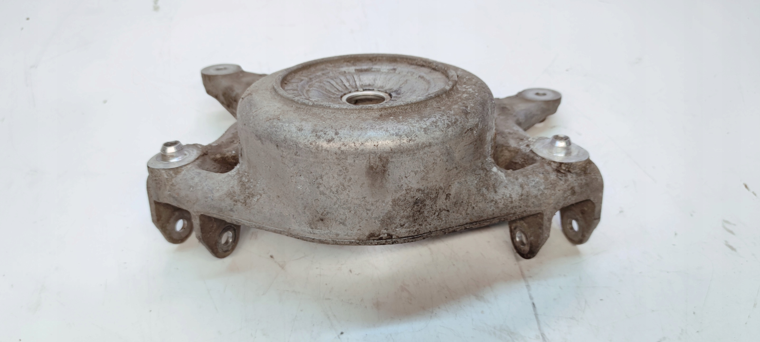 holder upper of a shock absorber left front AUDI A4 B8 A5 8T 8K0412383F