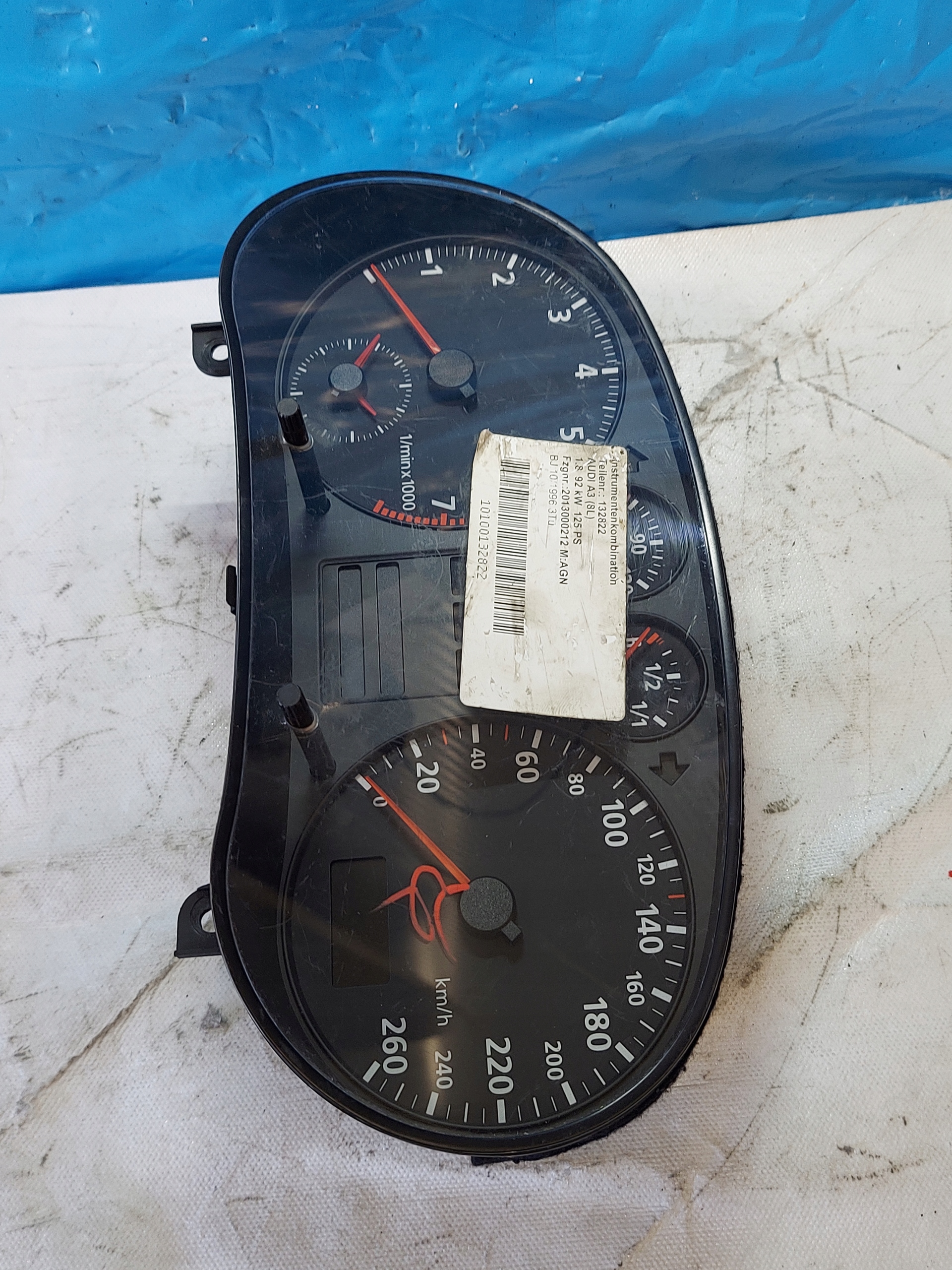 dials clock AUDI A3 8L 1.8 20V 8L0919860A