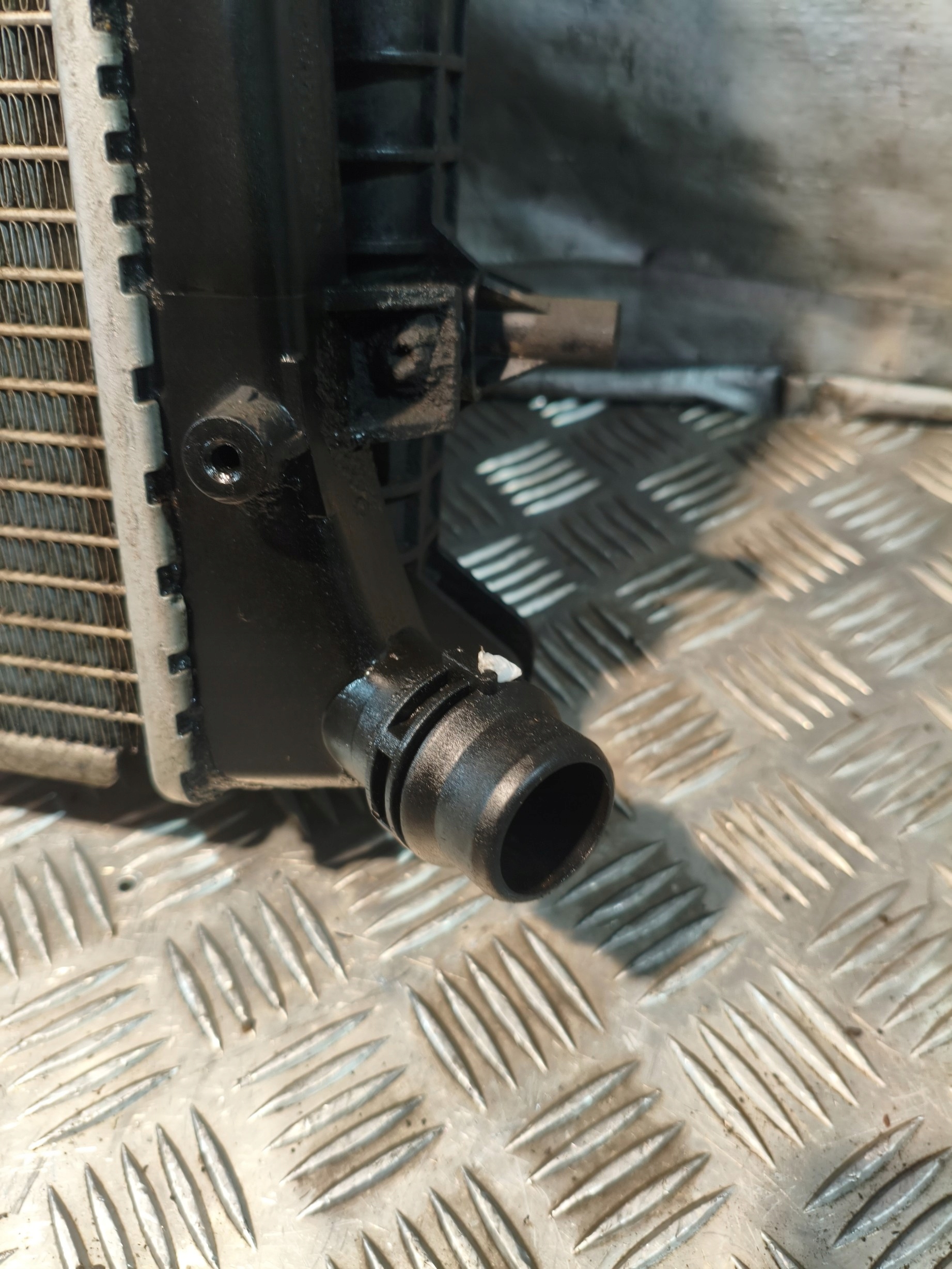 water cooler + intercooler VW CADDY III 3 1.9TDI 6529201E