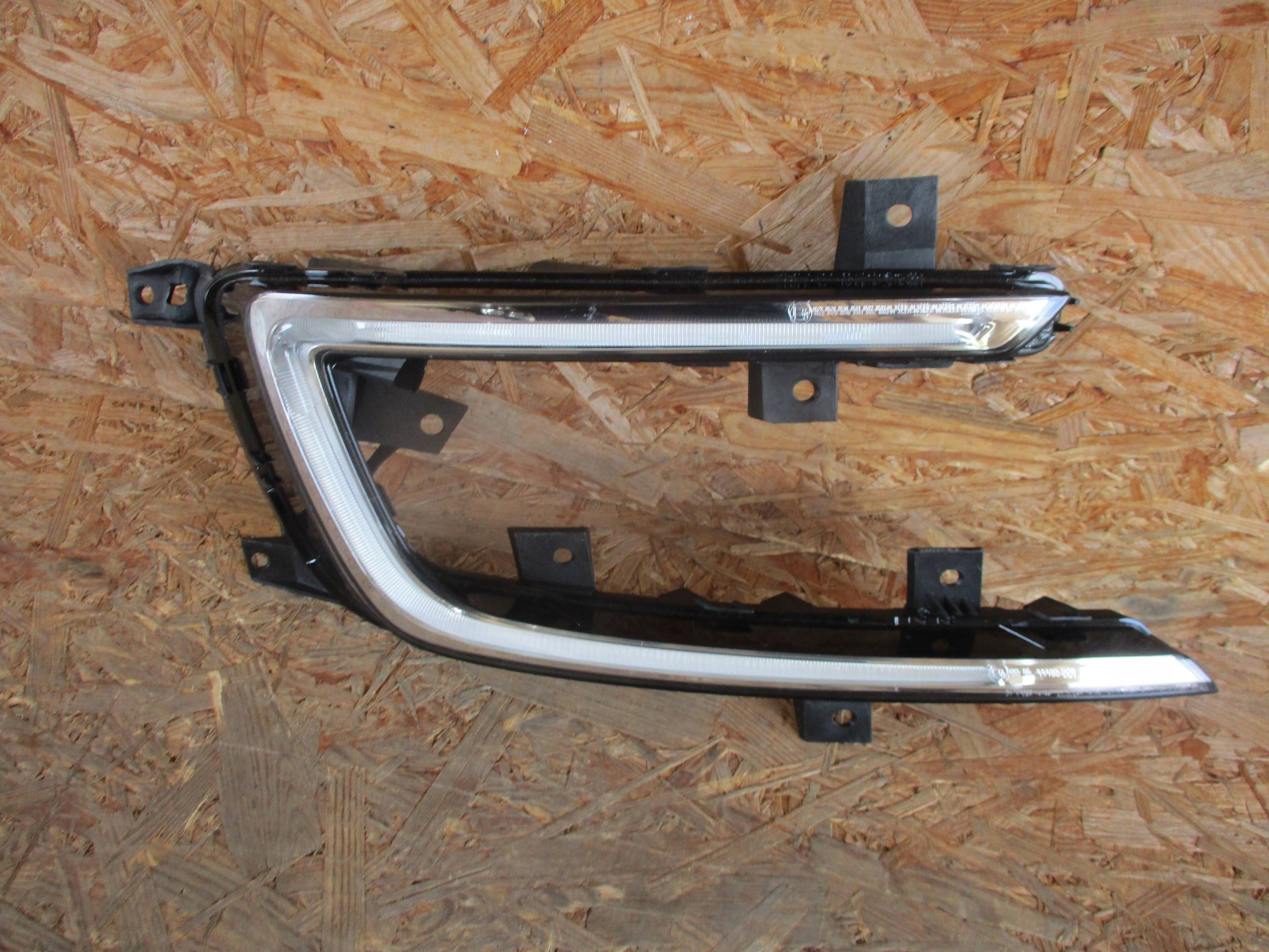 fog light LED right VW GOLF VII GTE