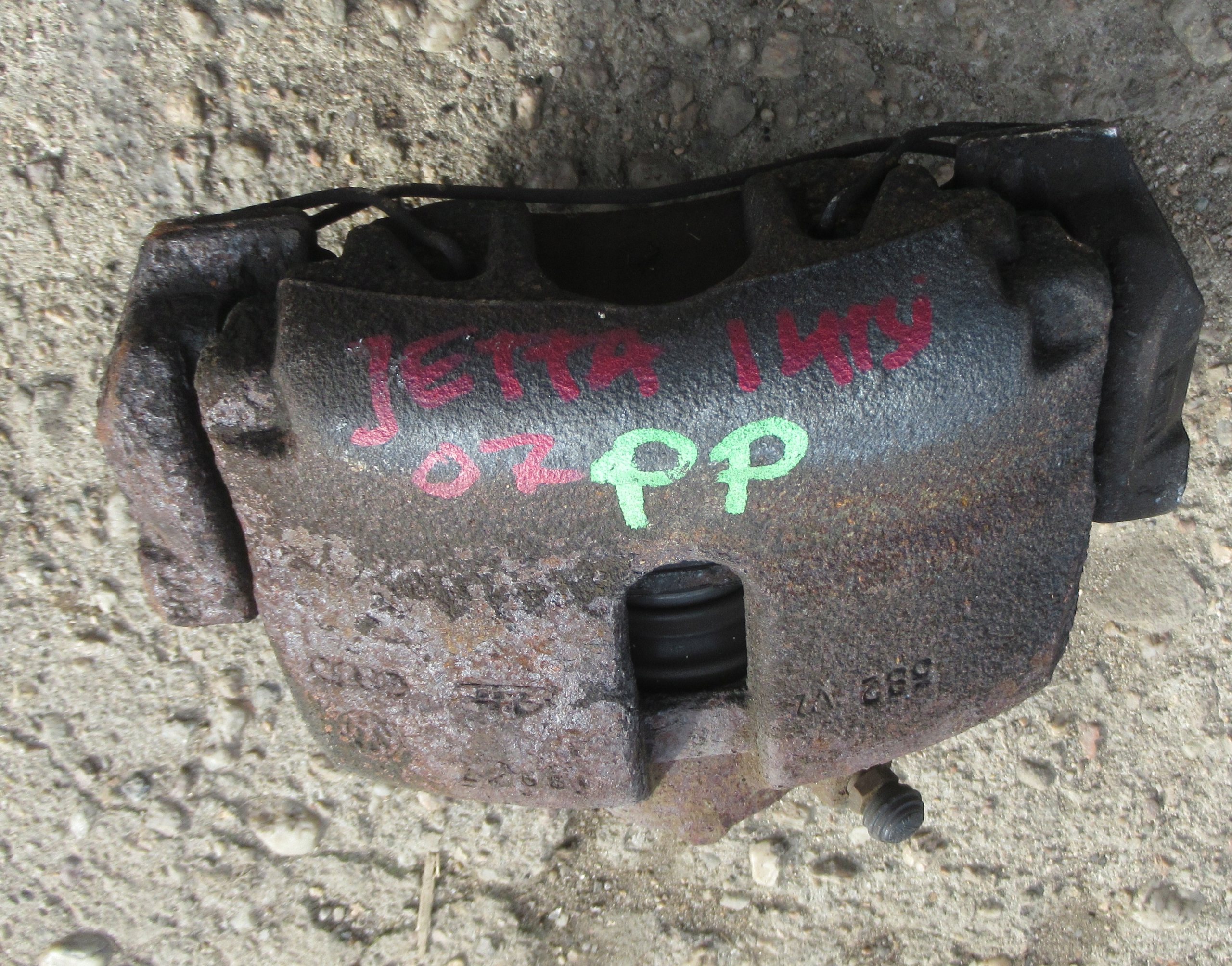 VW JETTA 1.4 TSI 07R caliper brakes right front